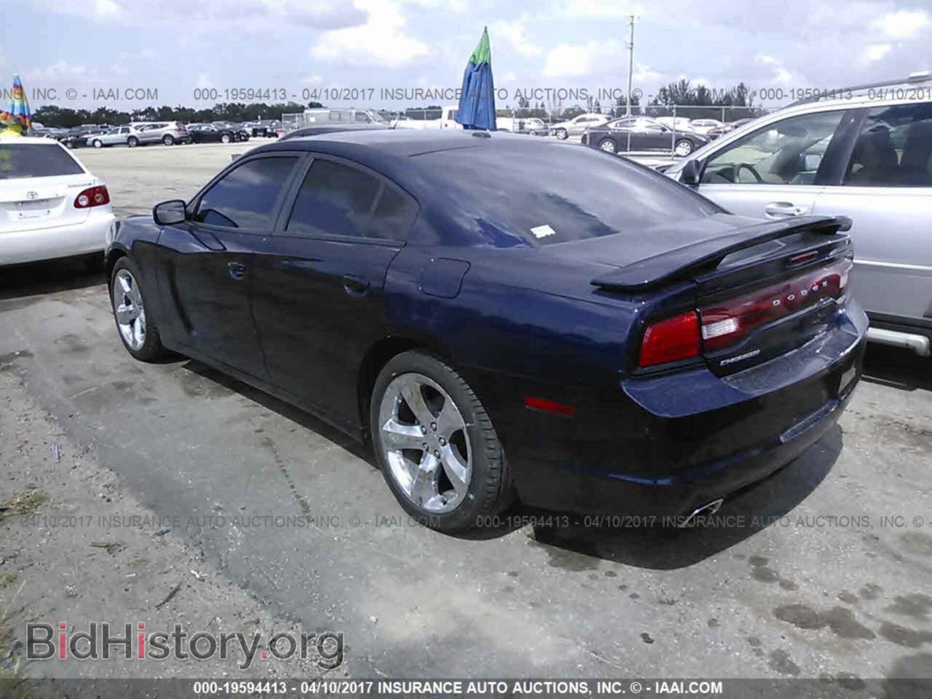 2013 Dodge Charger - VIN: 2C3CDXHG3DH610945 - Фото 3