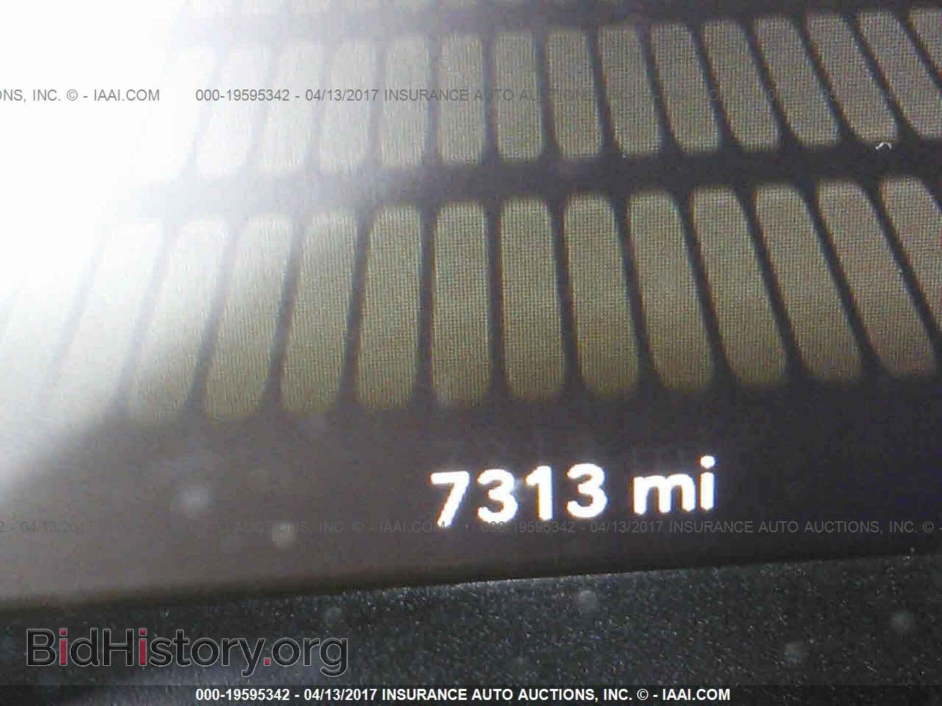 2016 Dodge Challenger - VIN: 2C3CDZAG2GH142877 - Photo 7