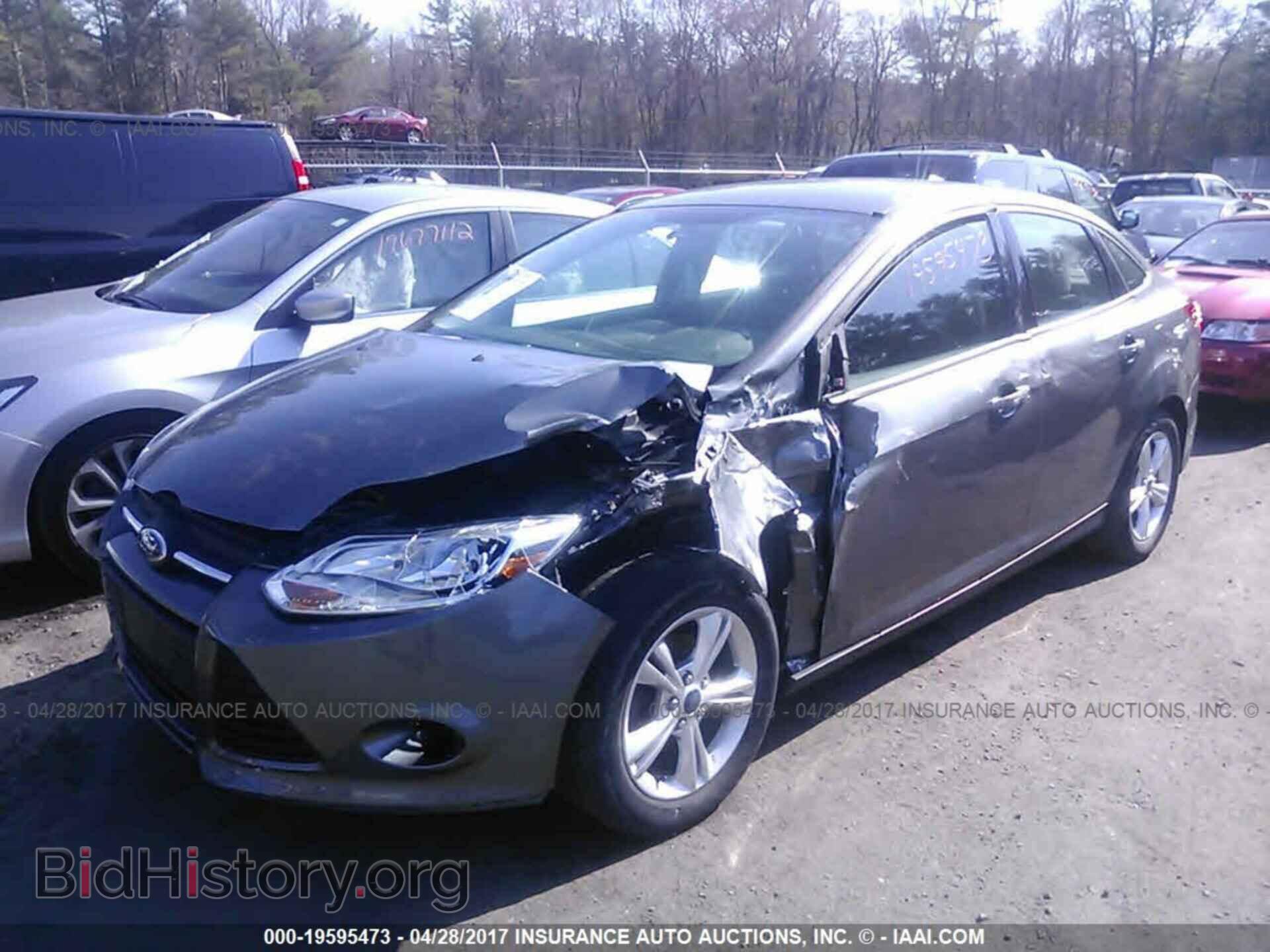 2014 Ford Focus - VIN: 1FADP3F26EL344015 - Photo 2