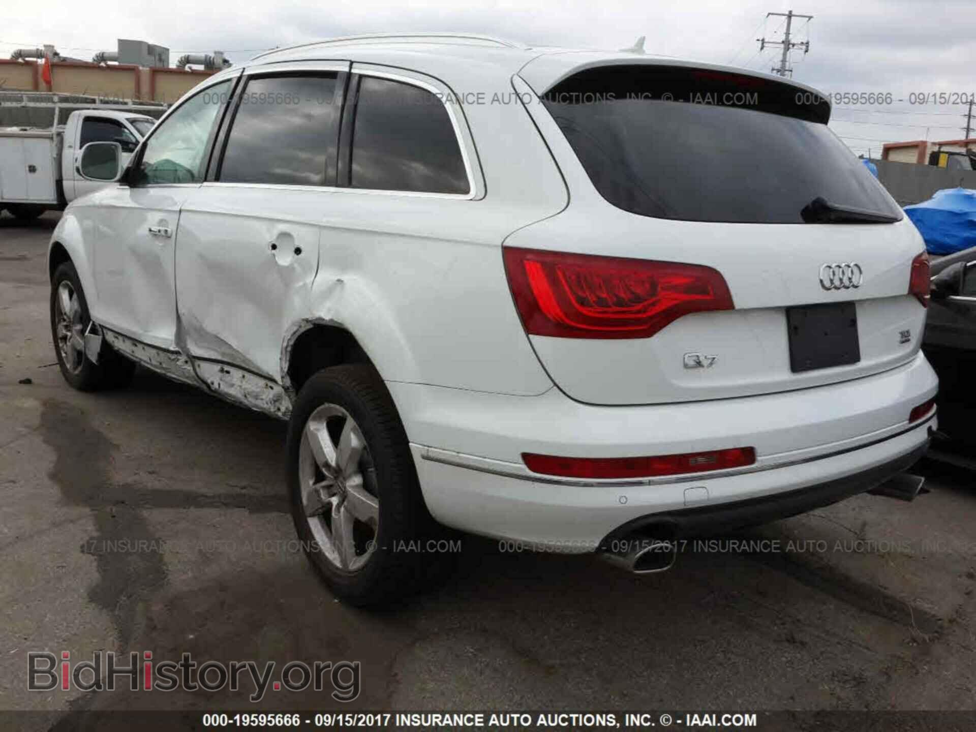 2015 Audi Q7 - VIN: WA1LMAFEXFD015126 - Фото 3