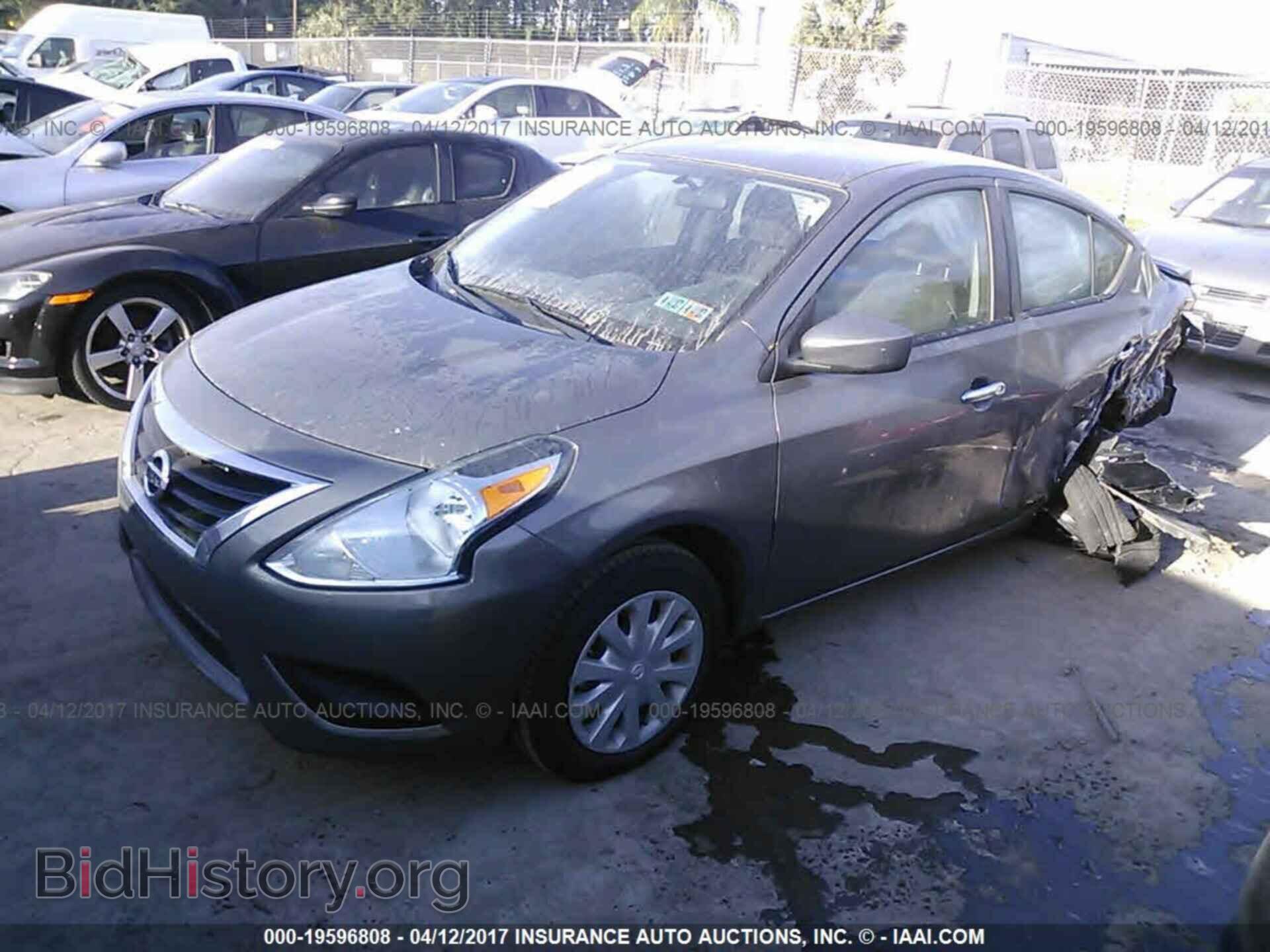 2016 Nissan Versa - VIN: 3N1CN7AP1GL877180 - Фото 2