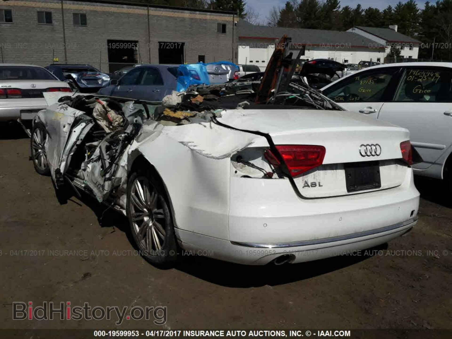 2013 Audi A8 - VIN: WAURGAFD7DN000666 - Фото 3