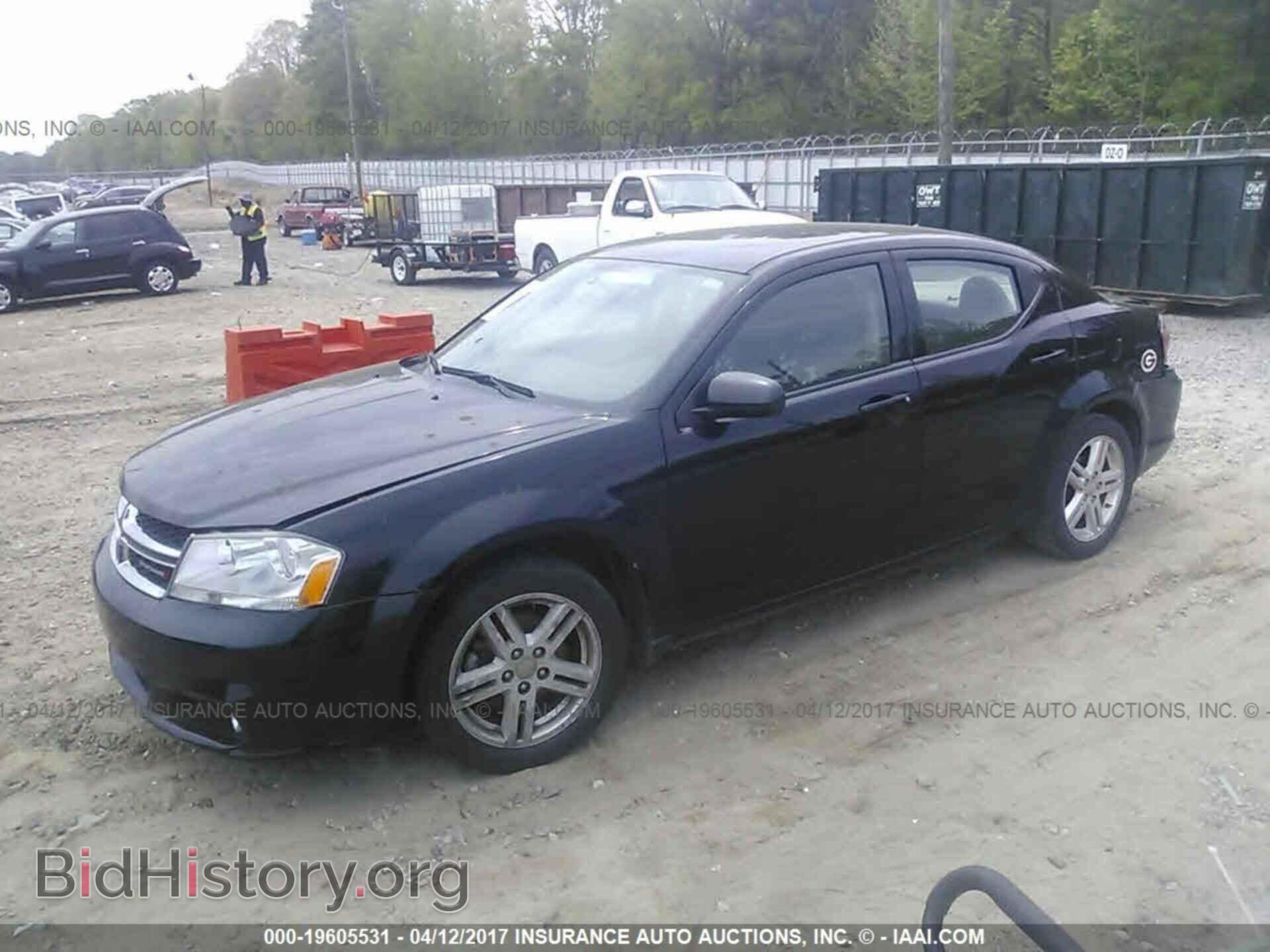 2013 Dodge Avenger - VIN: 1C3CDZCB9DN519614 - Photo 2