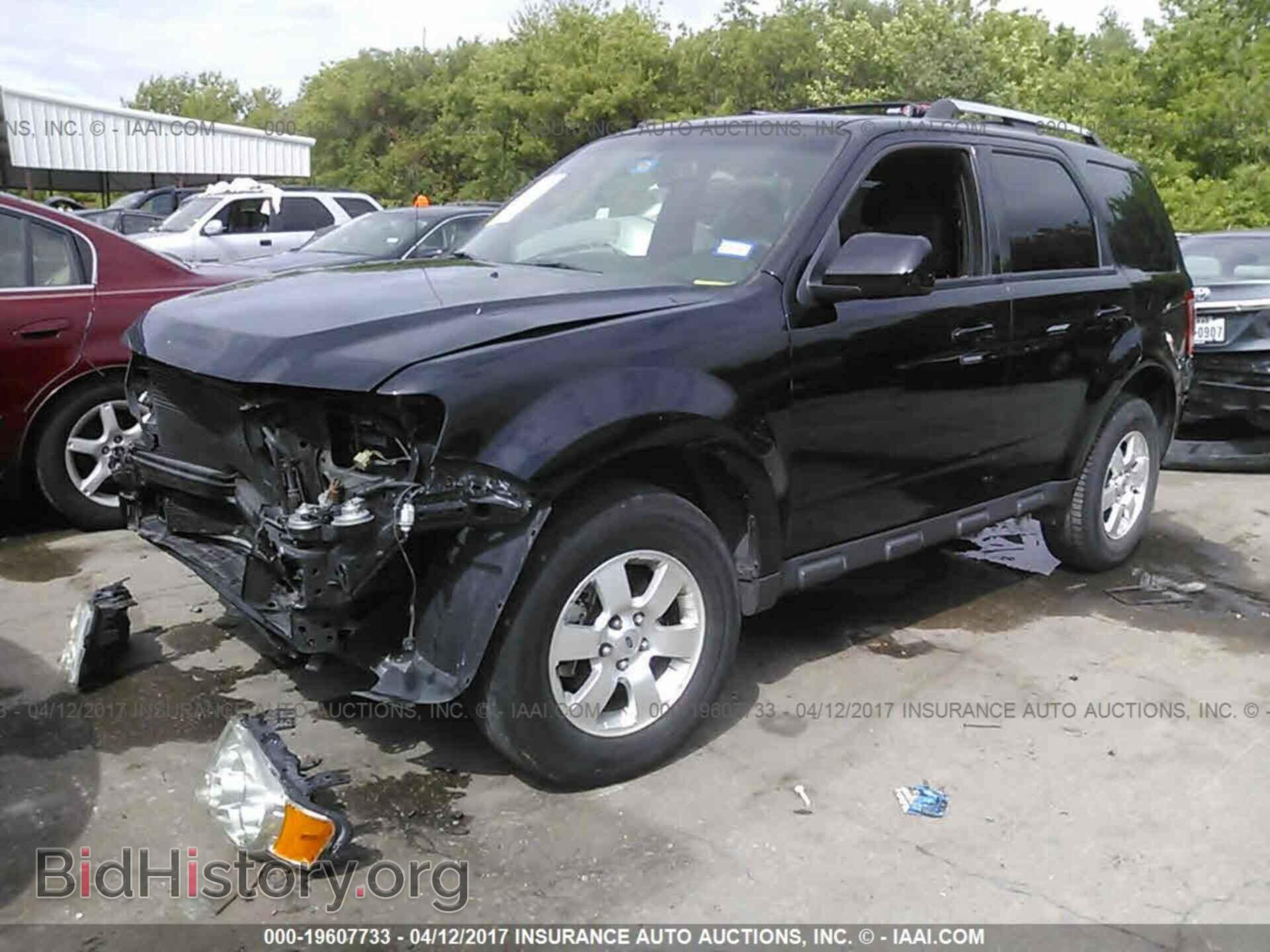 2012 Ford Escape - VIN: 1FMCU0EG9CKA79132 - Photo 2