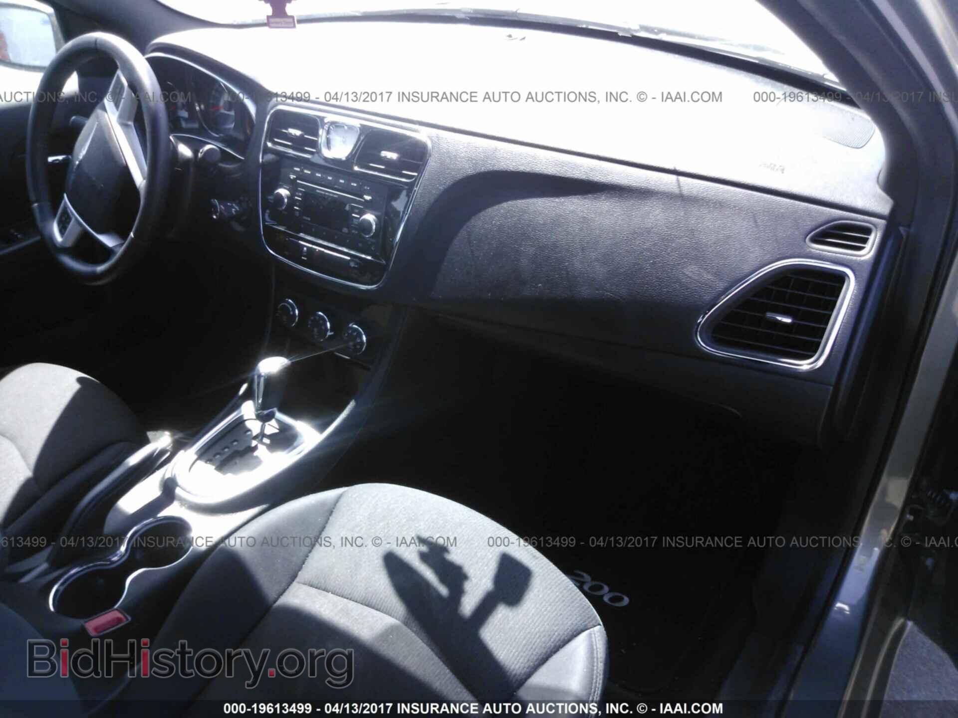2013 Chrysler 200 - VIN: 1C3CCBBB7DN567723 - Photo 5