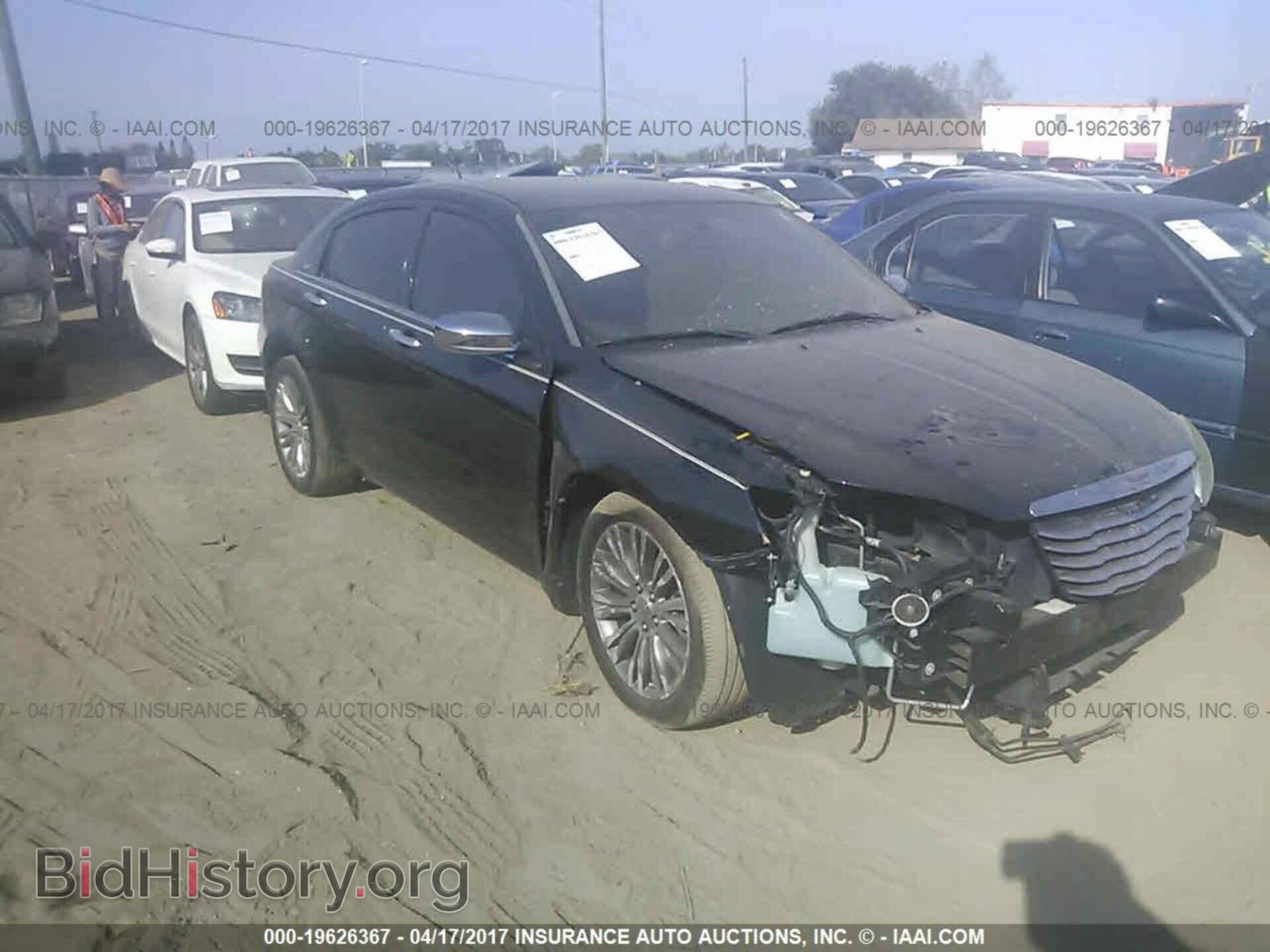 Photo 1C3BC2FG2BN522316 - Chrysler 200 2011