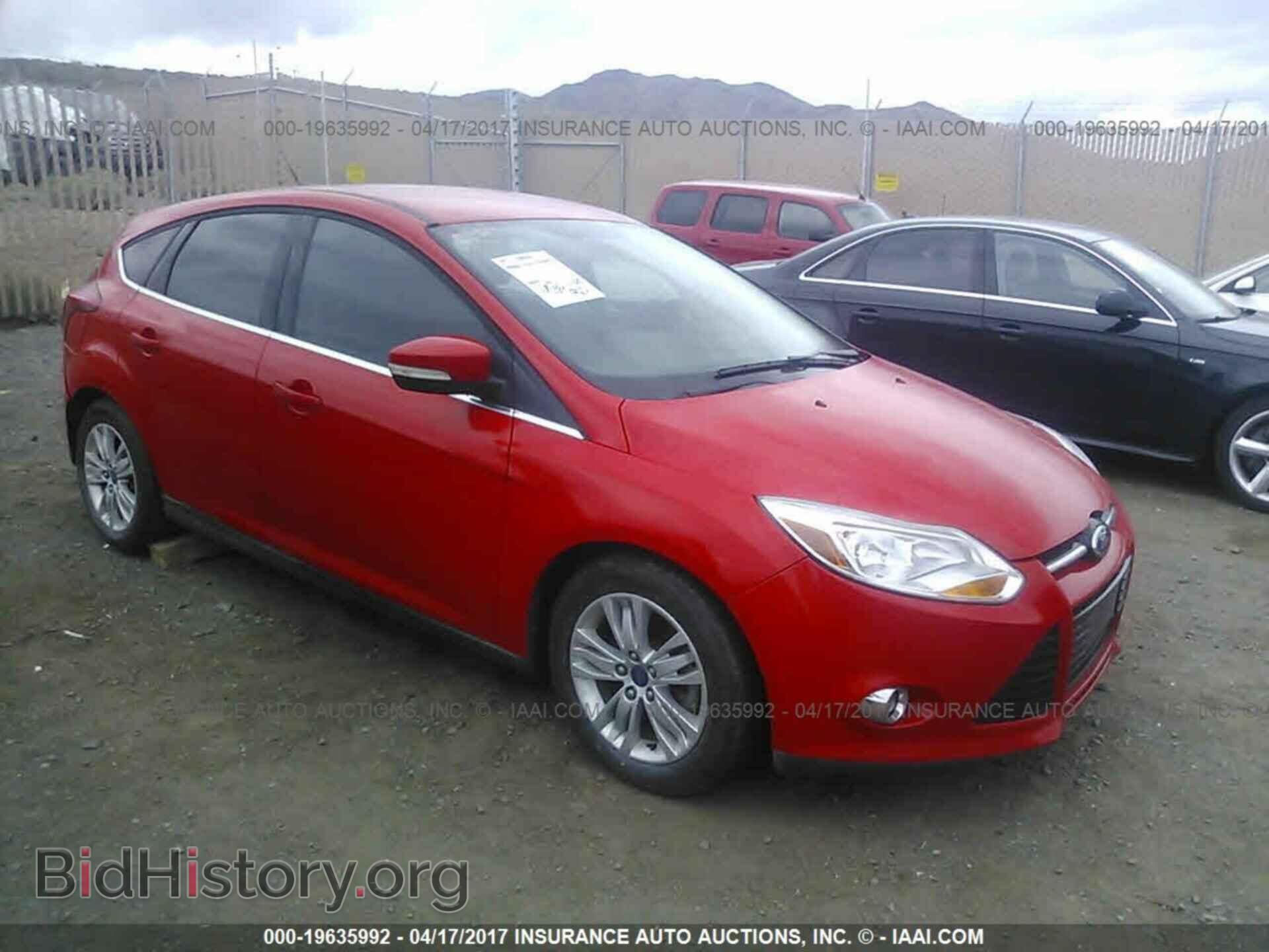 Photo 1FAHP3M29CL367001 - Ford Focus 2012