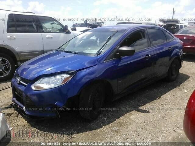 2012 Ford Focus - VIN: 1FAHP3E27CL329569 - Фото 2