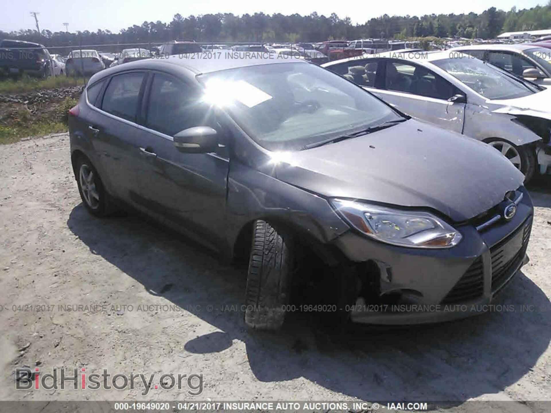 Photo 1FAHP3M23CL241135 - Ford Focus 2012
