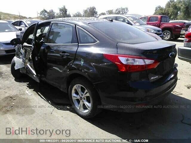 2014 Ford Focus - VIN: 1FADP3F22EL392160 - Photo 3