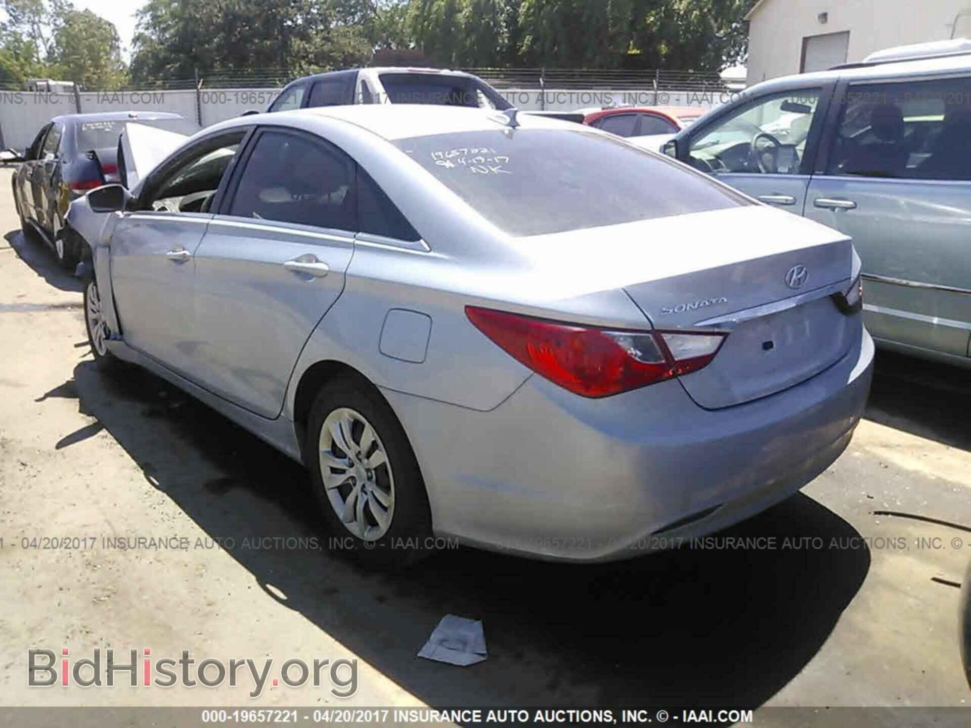 2012 Hyundai Sonata - VIN: 5NPEB4AC9CH368832 - Фото 3