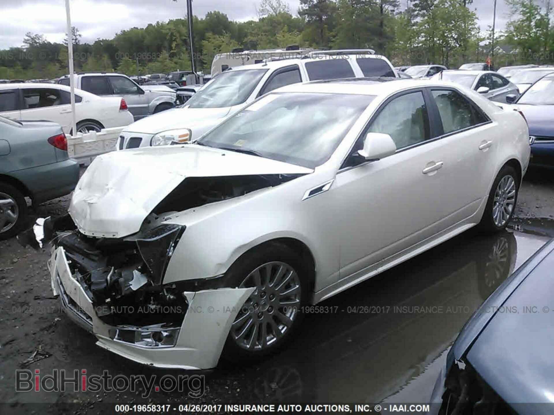 2012 Cadillac Cts - VIN: 1G6DP5E30C0102628 - Photo 2