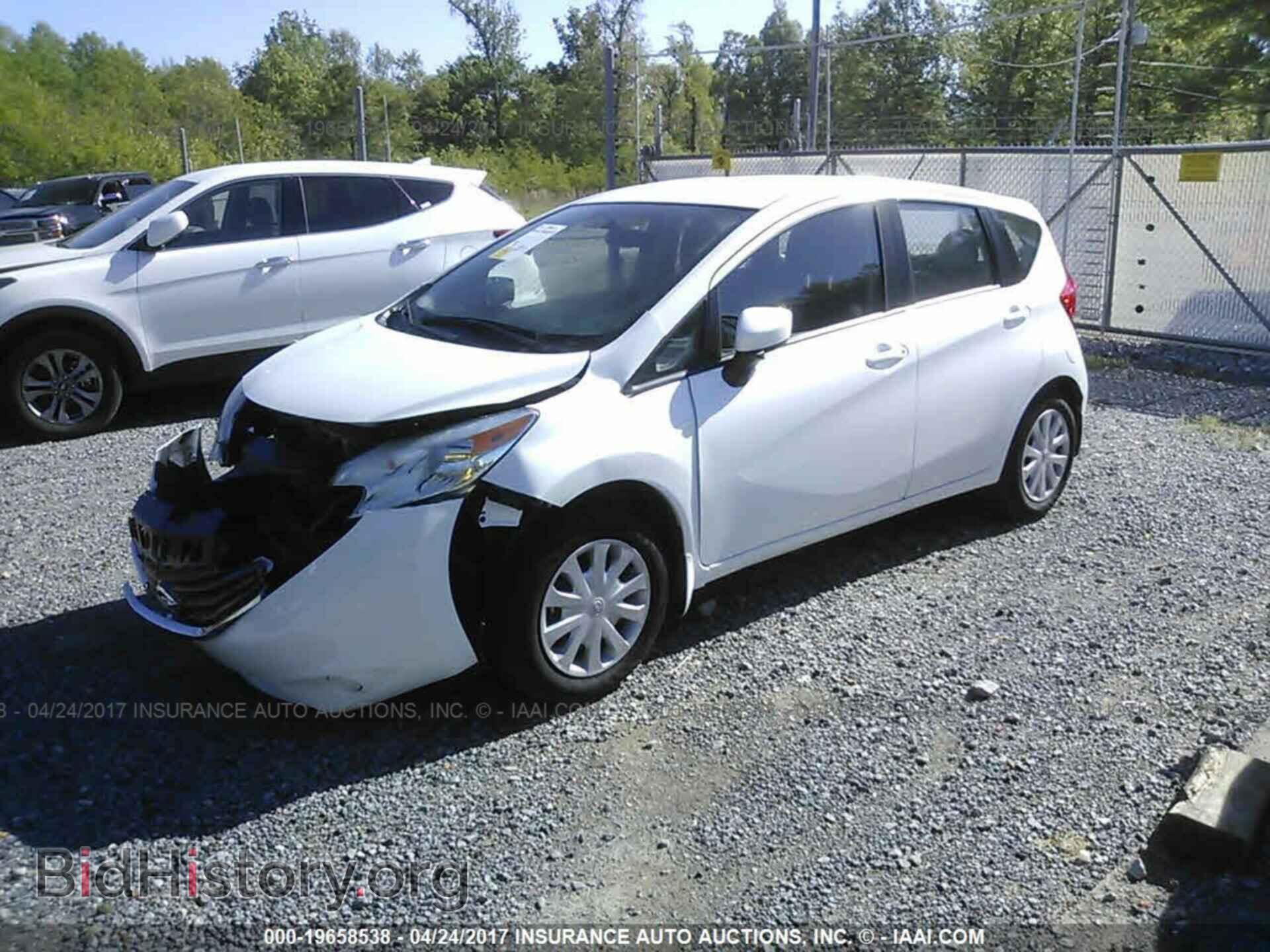 2016 Nissan Versa note - VIN: 3N1CE2CP4GL409072 - Фото 2