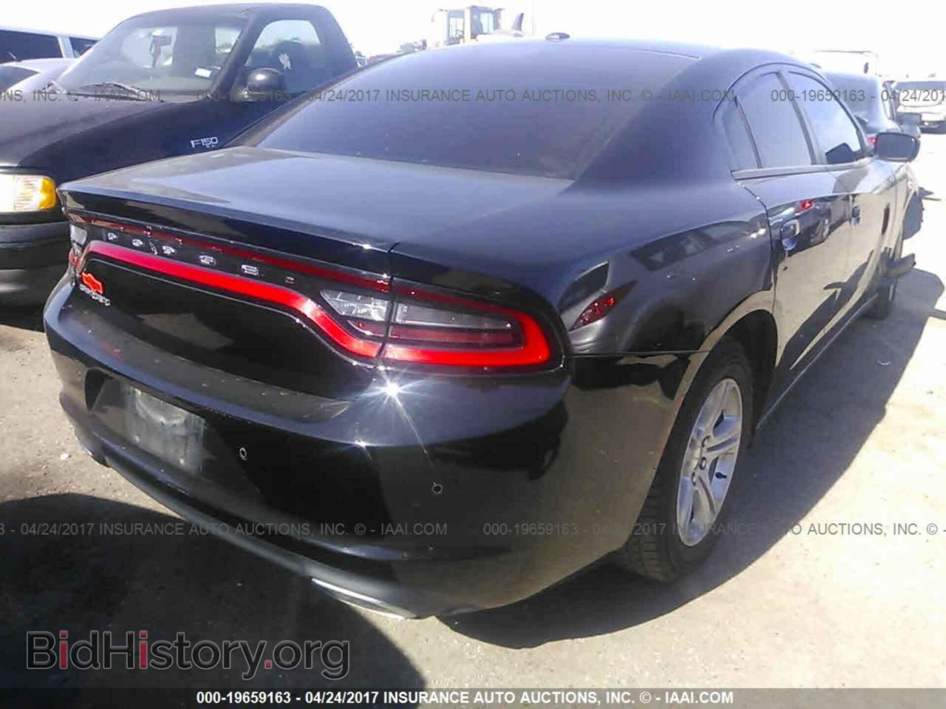 2016 Dodge Charger - VIN: 2C3CDXBG7GH104032 - Photo 4