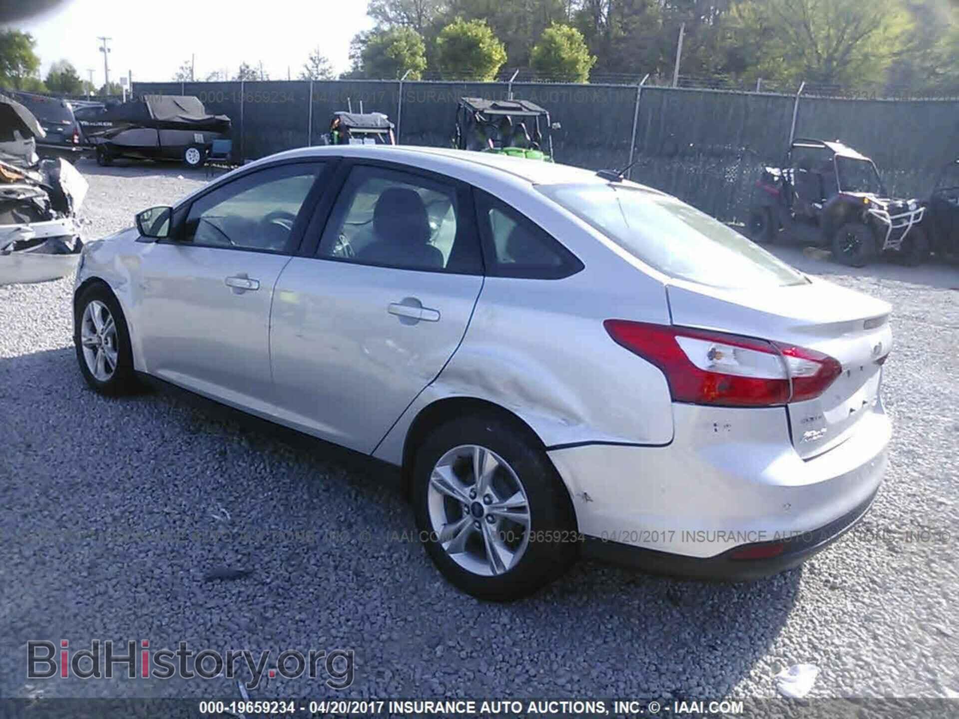 2014 Ford Focus - VIN: 1FADP3F29EL380099 - Фото 3