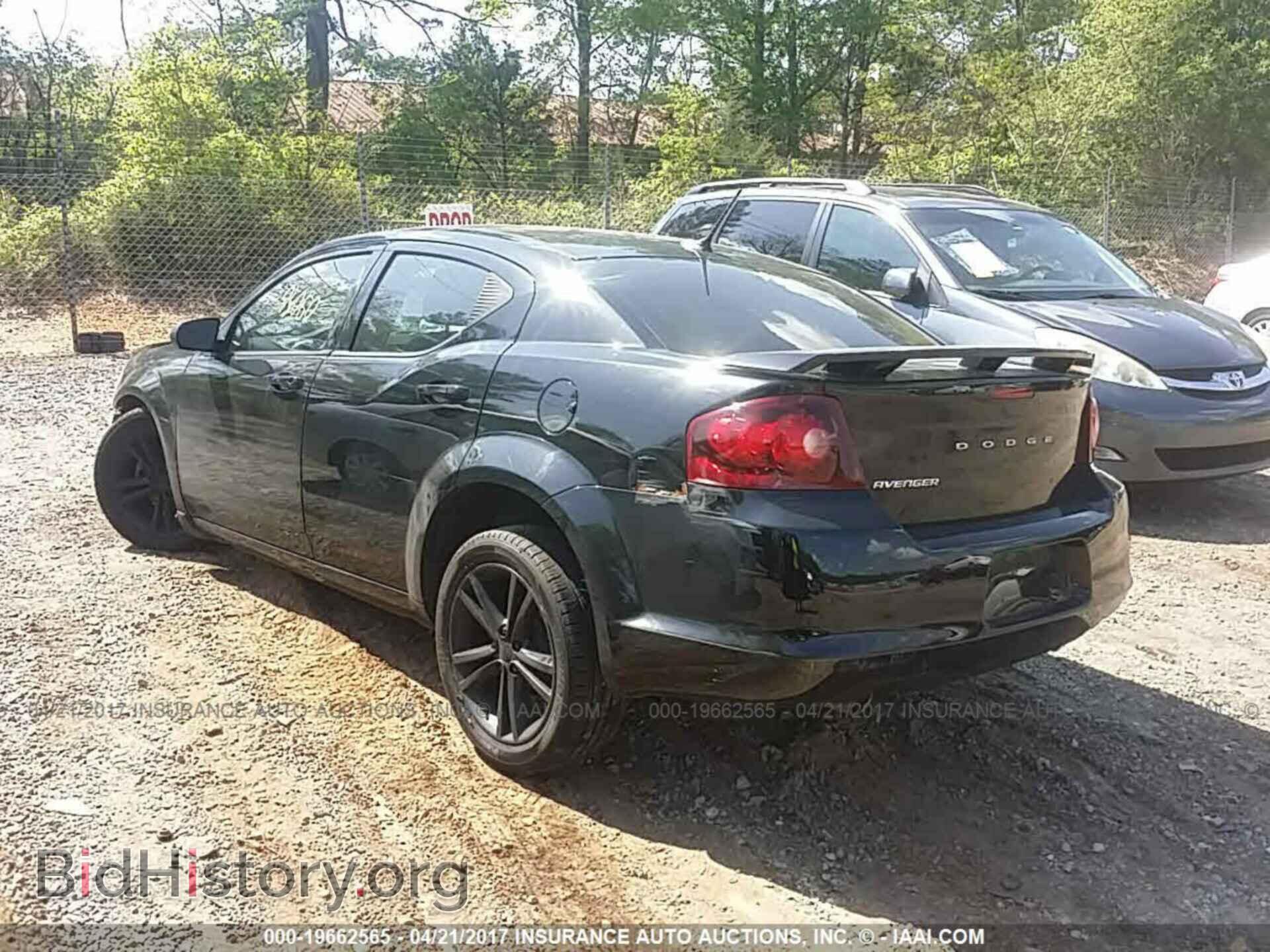 2013 Dodge Avenger - VIN: 1C3CDZAG1DN768519 - Photo 3