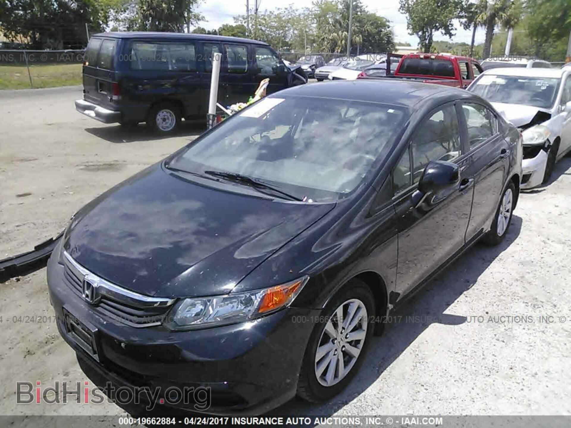 2012 Honda Civic - VIN: 19XFB2F89CE081444 - Фото 2