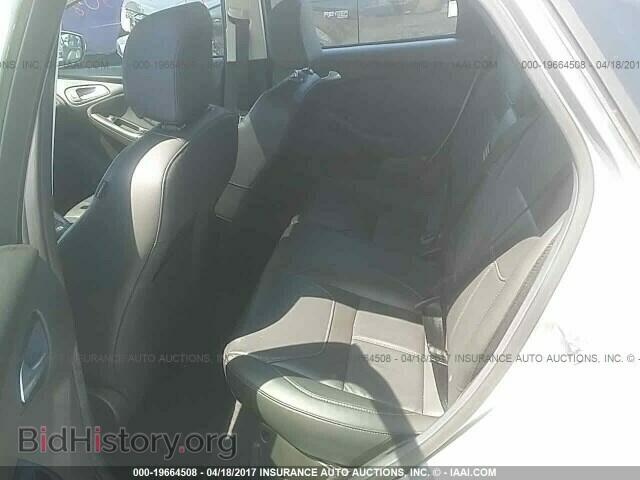 2016 Ford Focus - VIN: 1FADP3K21GL321394 - Photo 8