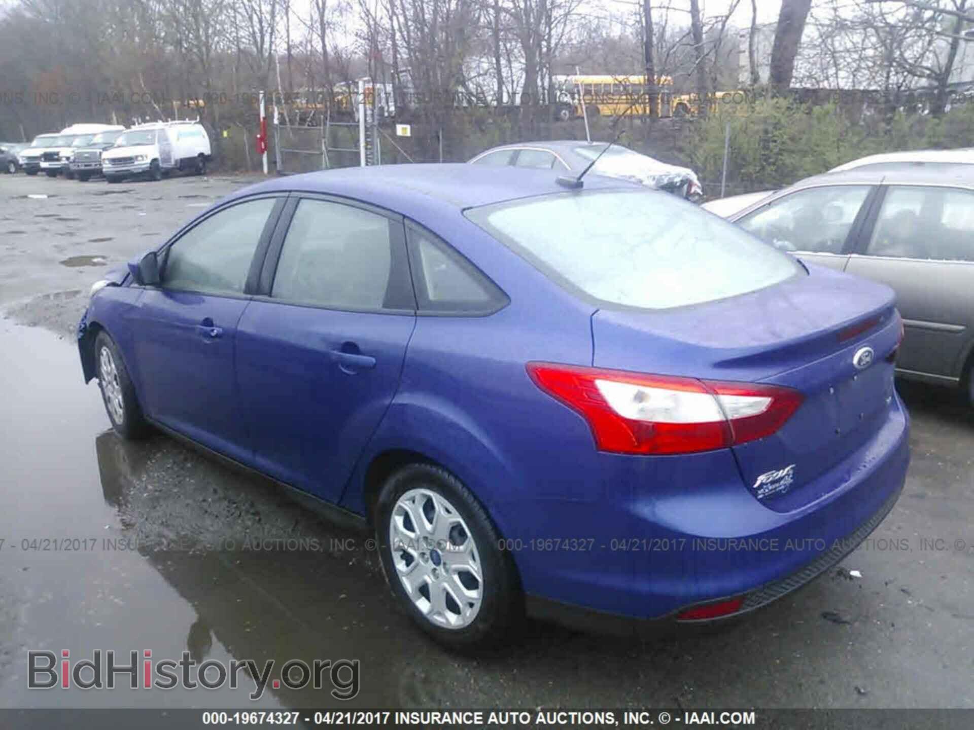 2012 Ford Focus - VIN: 1FAHP3F26CL425742 - Фото 3