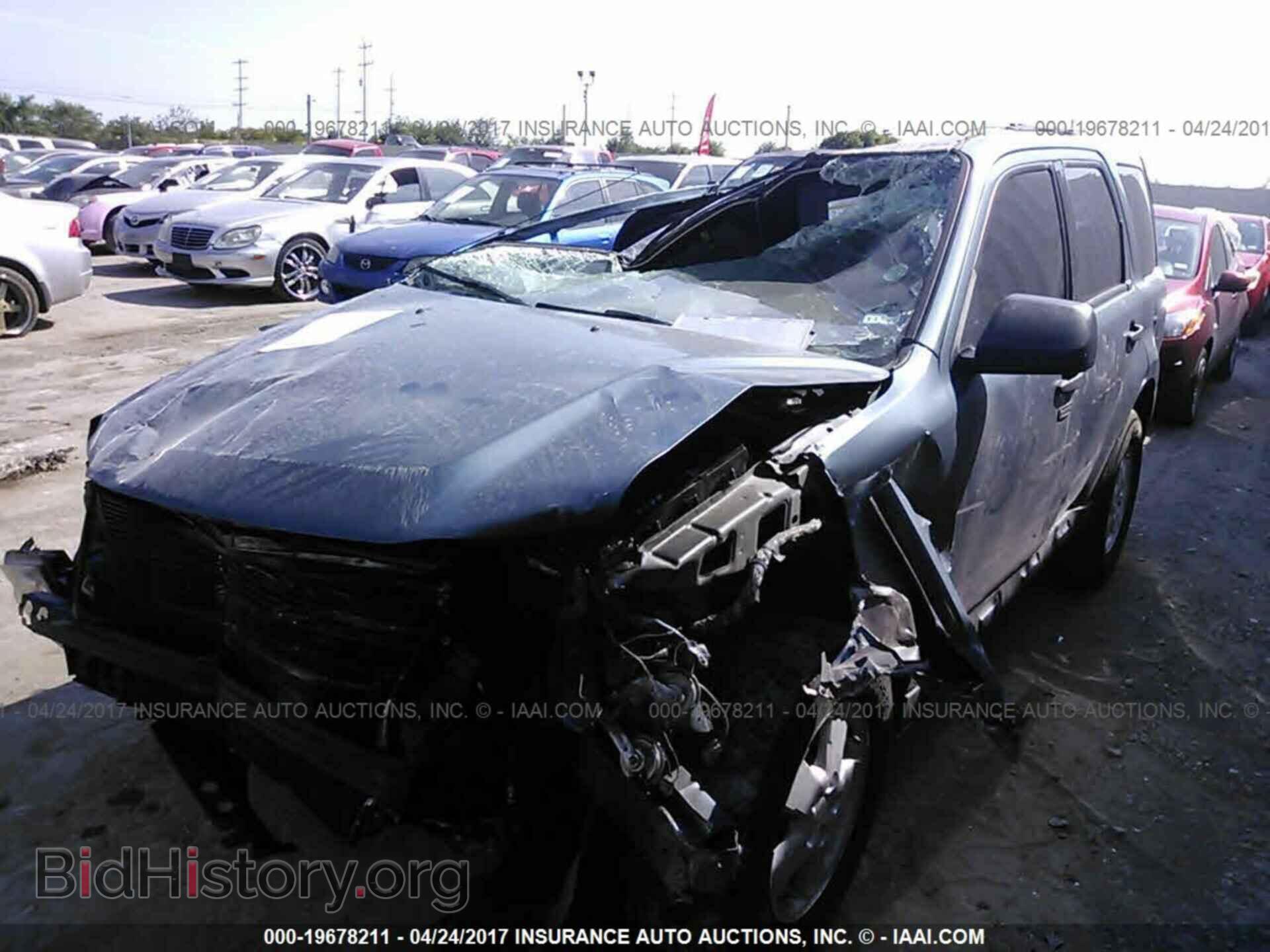 2012 Ford Escape - VIN: 1FMCU0DG8CKB53349 - Photo 2