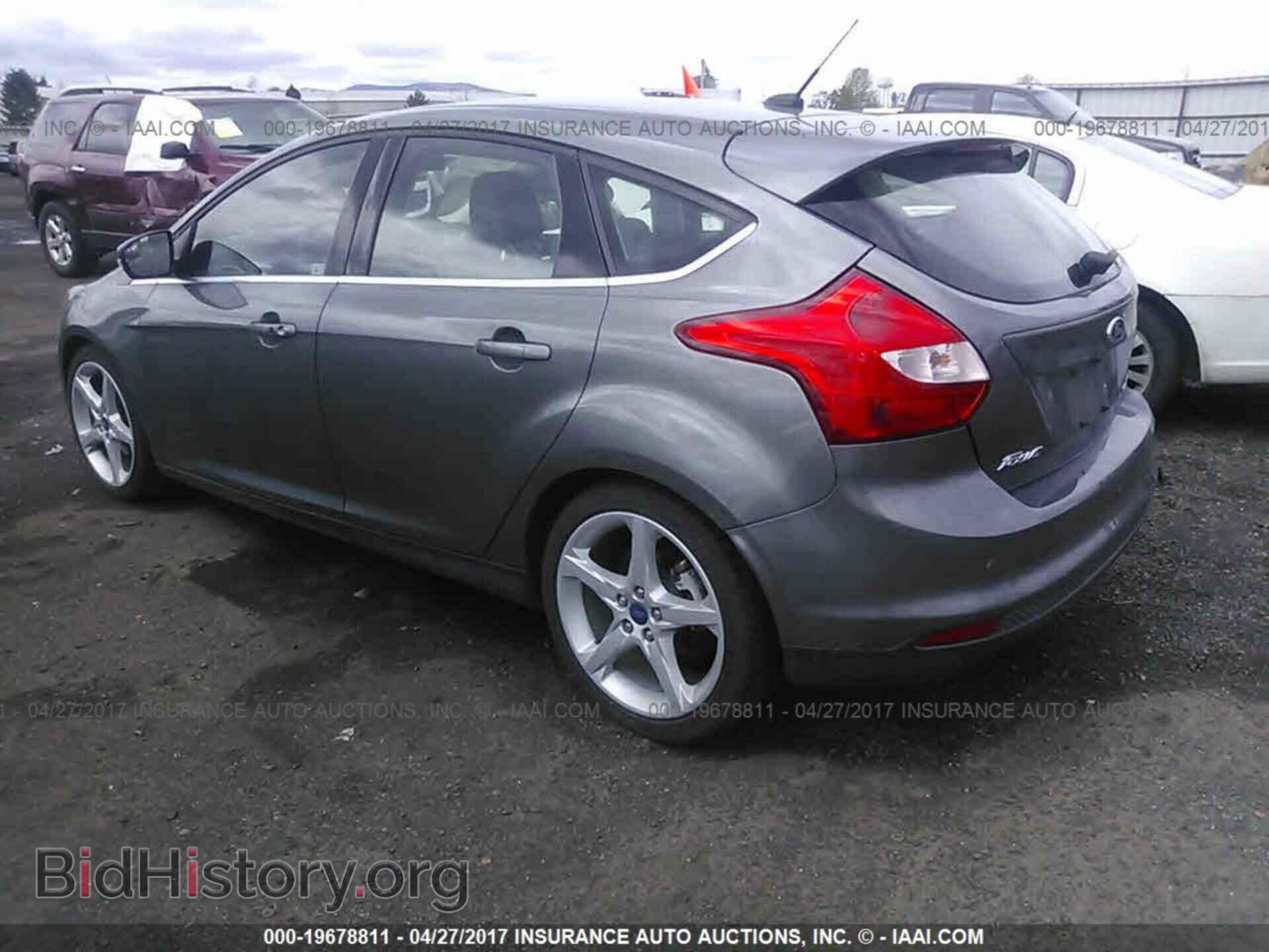 2012 Ford Focus - VIN: 1FAHP3N24CL183745 - Photo 3