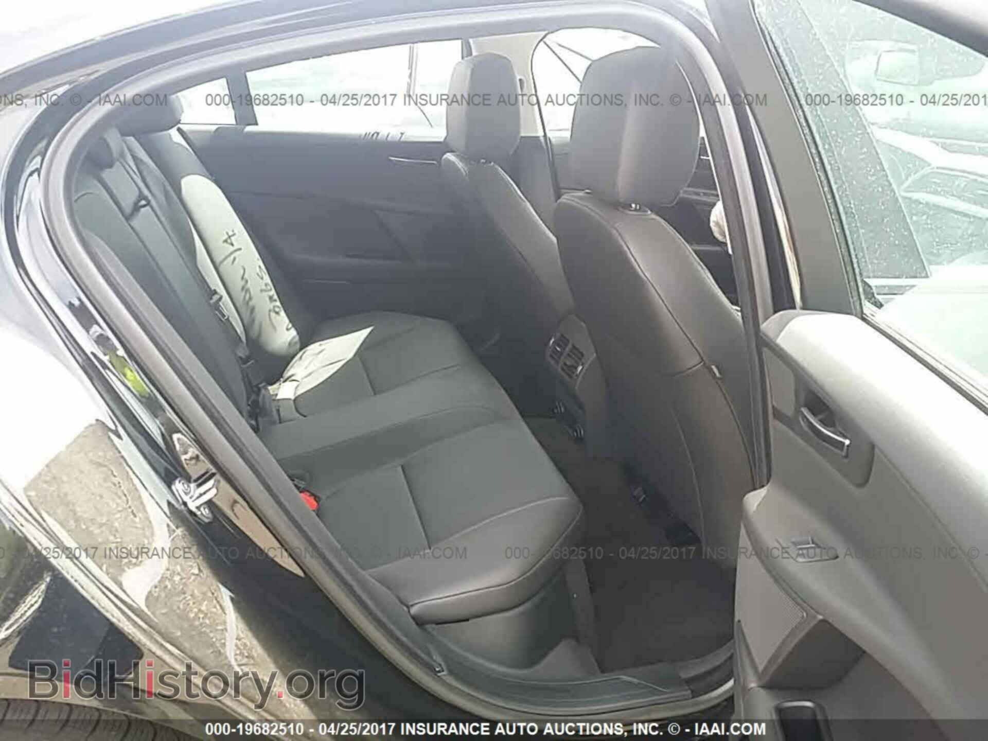 2017 Jaguar Xe - VIN: SAJAD4BVXHA971913 - Фото 8