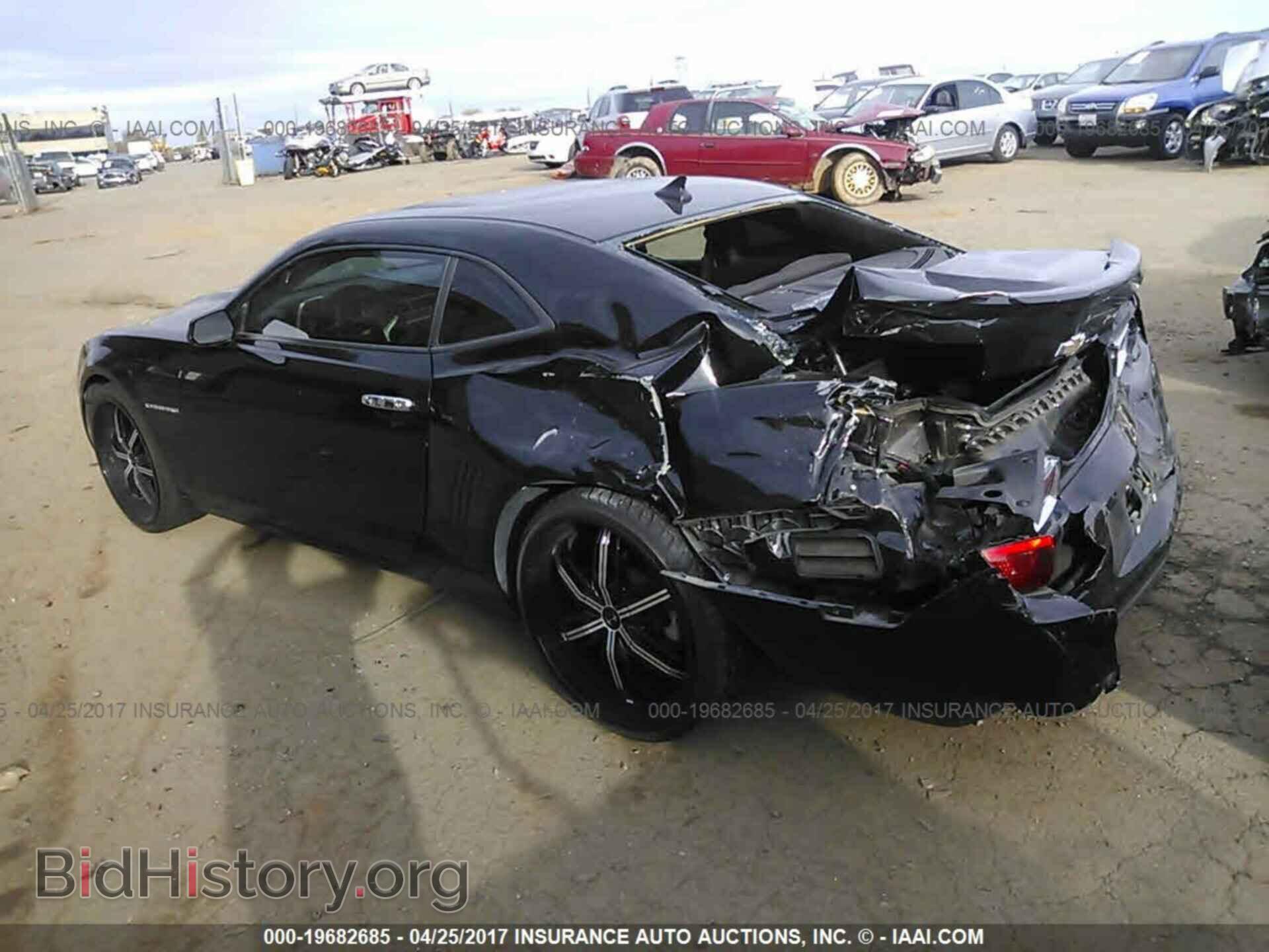 2013 Chevrolet Camaro - VIN: 2G1FB1E32D9200220 - Фото 3