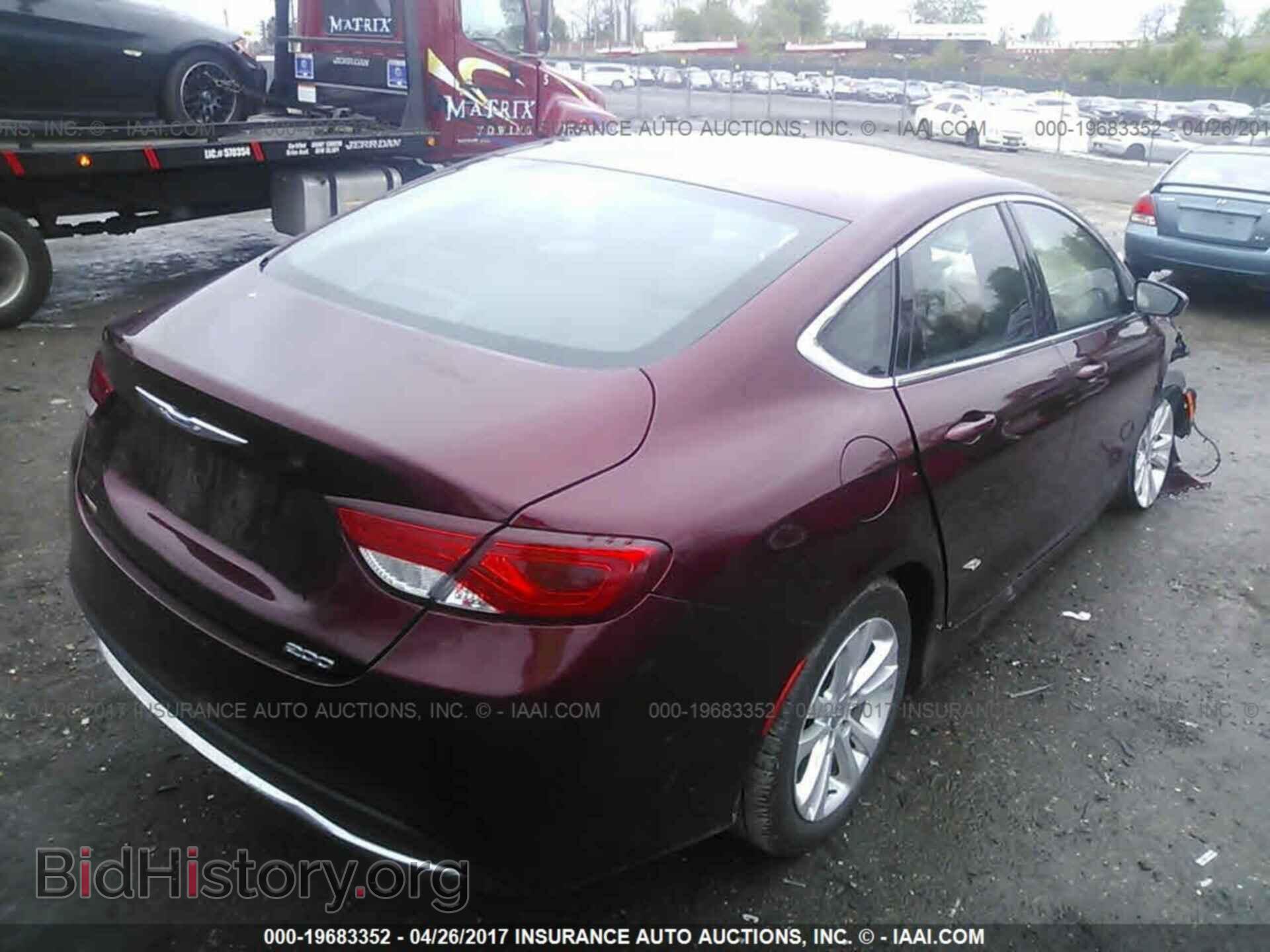 2015 Chrysler 200 - VIN: 1C3CCCAB4FN576938 - Photo 4