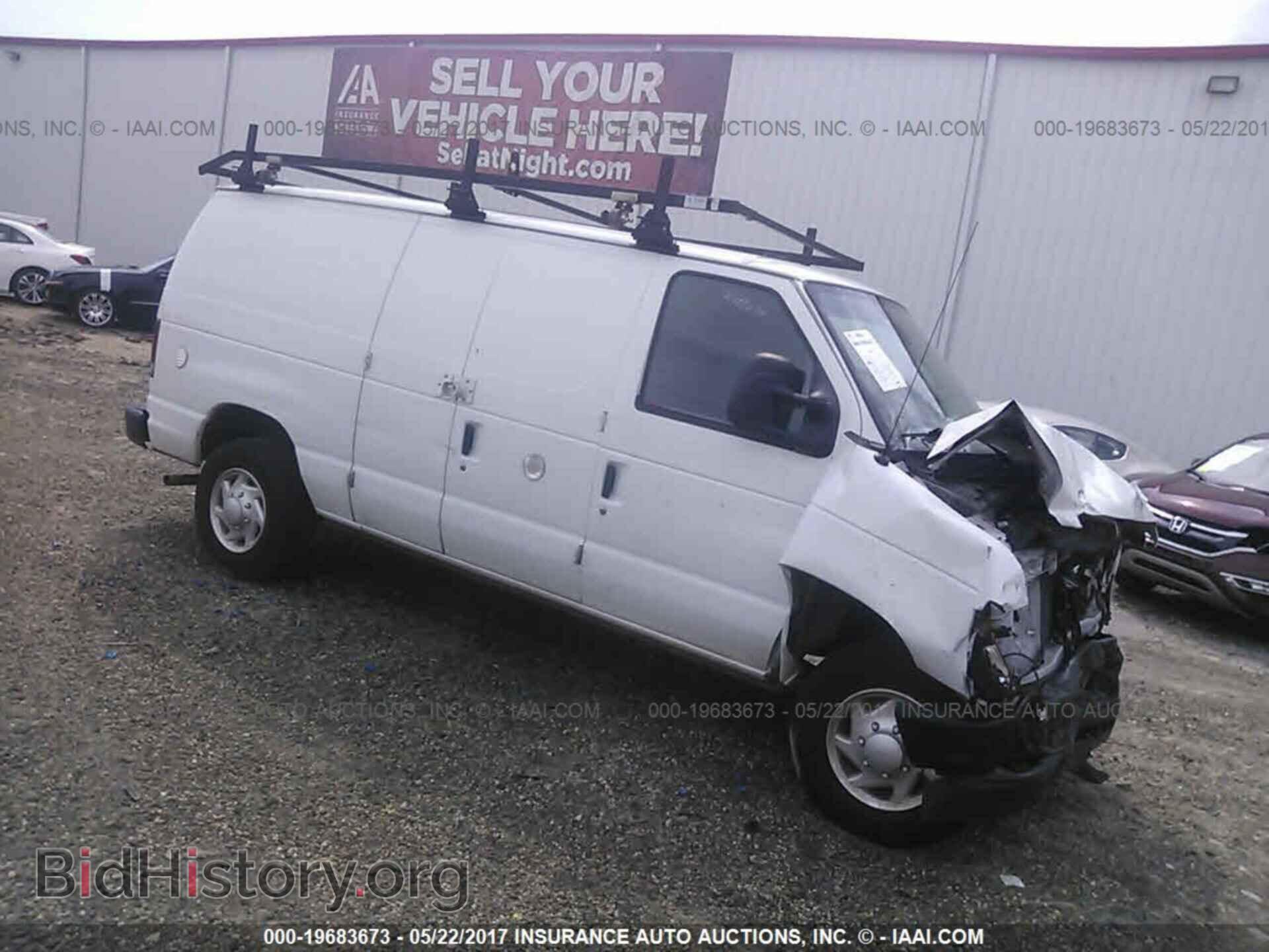 Photo 1FTNE2EWXBDA94884 - Ford Econoline 2011