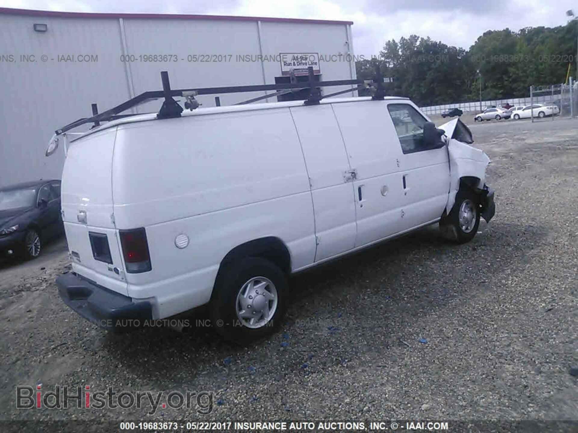 2011 Ford Econoline - VIN: 1FTNE2EWXBDA94884 - Photo 4