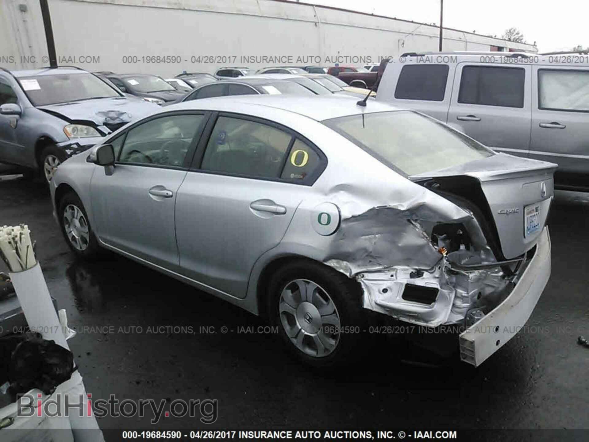 2012 Honda Civic - VIN: JHMFB4F37CS010948 - Photo 3