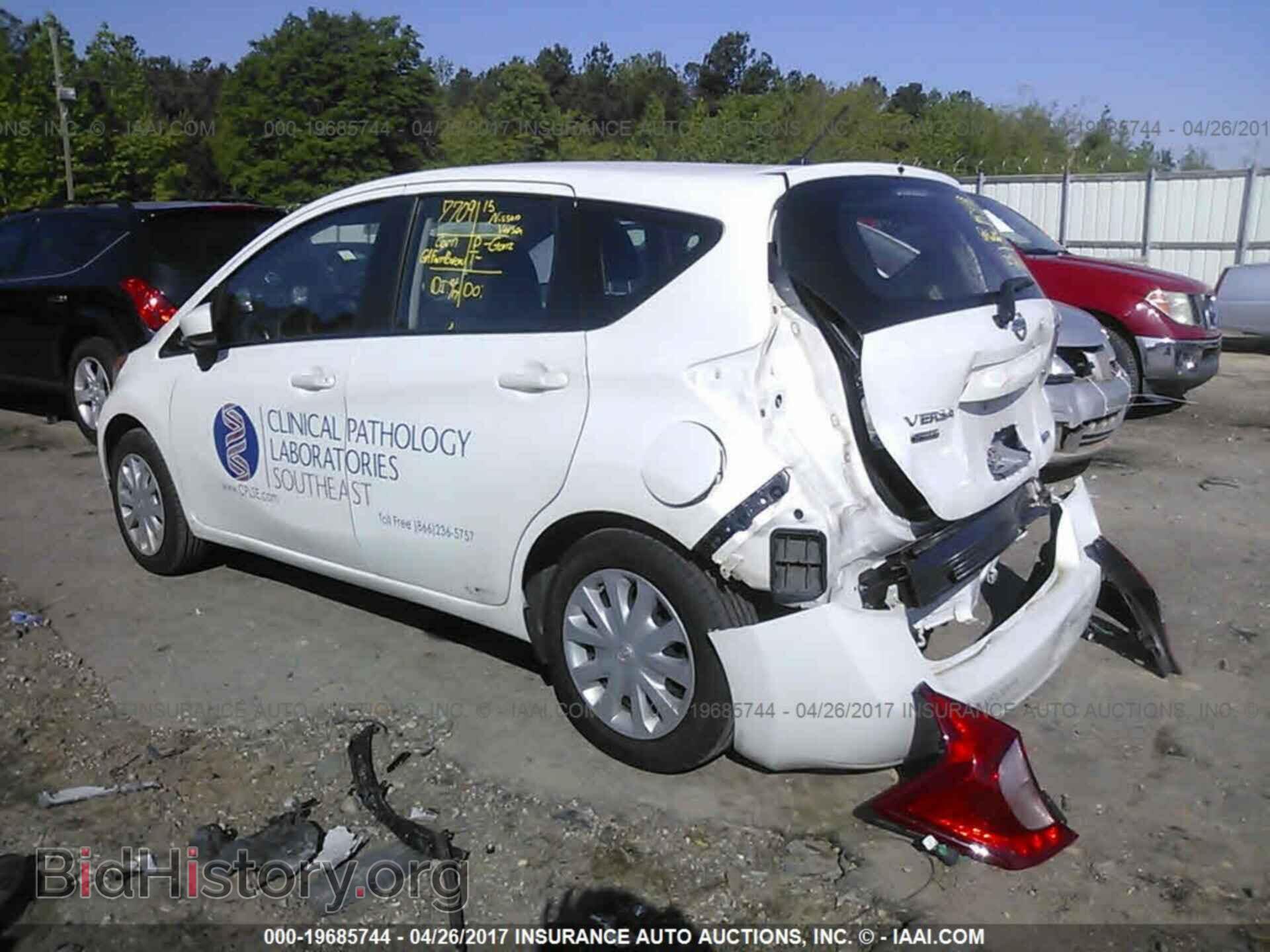 2015 Nissan Versa note - VIN: 3N1CE2CPXFL378425 - Photo 3