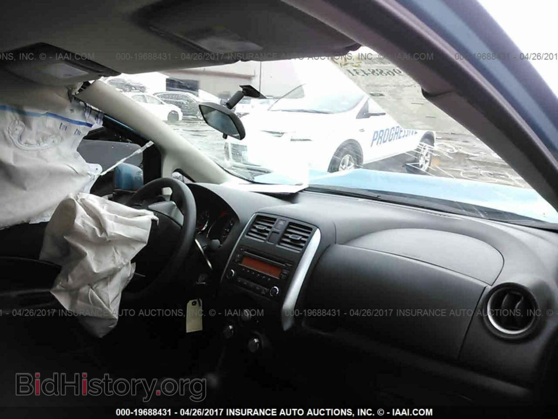 2014 Nissan Versa note - VIN: 3N1CE2CP4EL408615 - Photo 5