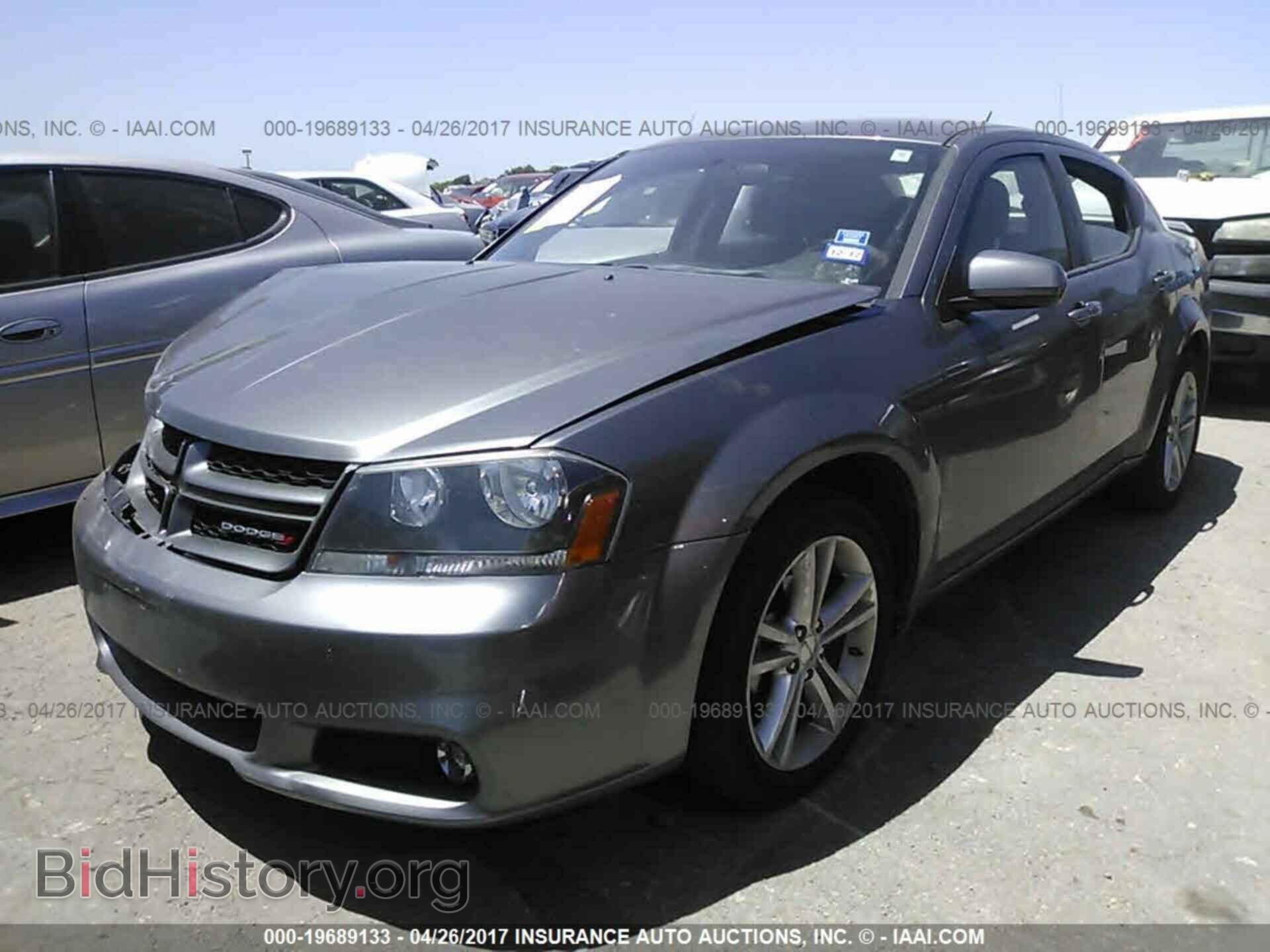 2013 Dodge Avenger - VIN: 1C3CDZCB6DN742337 - Photo 2