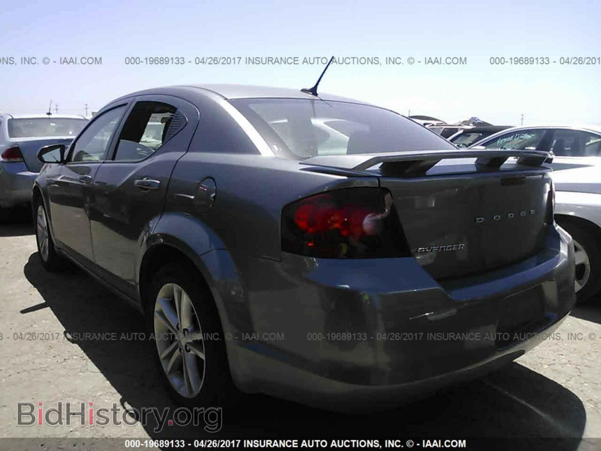 2013 Dodge Avenger - VIN: 1C3CDZCB6DN742337 - Photo 3
