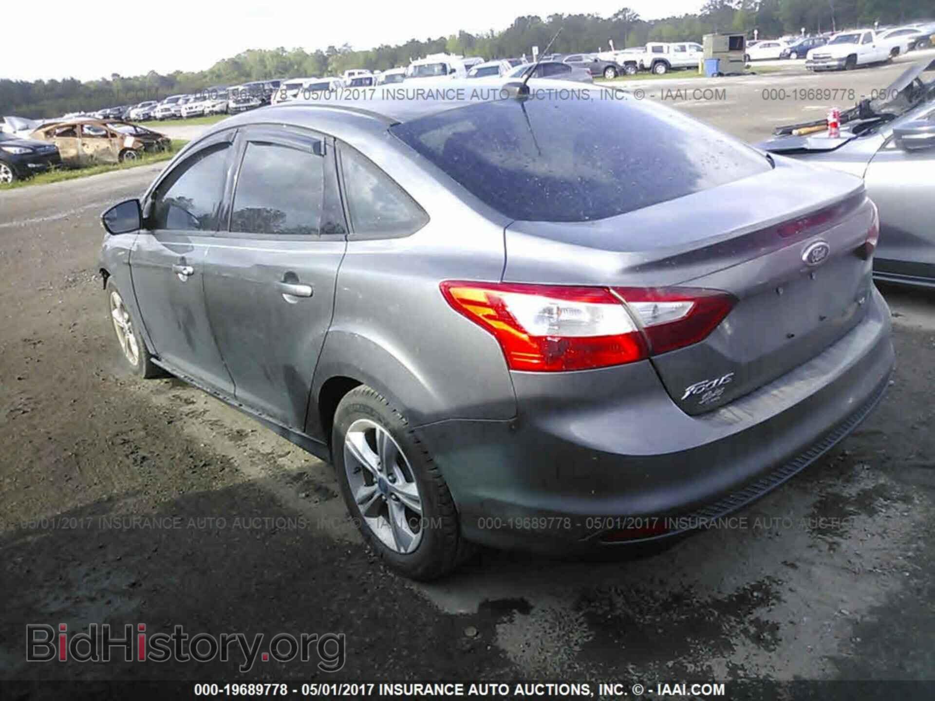 2013 Ford Focus - VIN: 1FADP3F29DL132000 - Photo 3