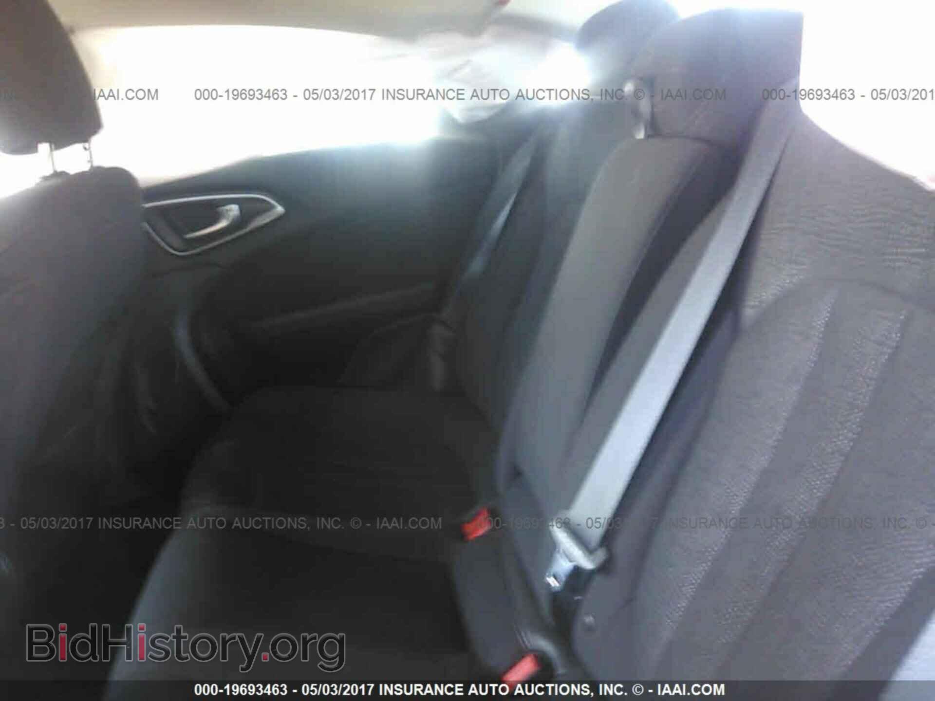 2016 Chrysler 200 - VIN: 1C3CCCFB2GN195521 - Photo 8