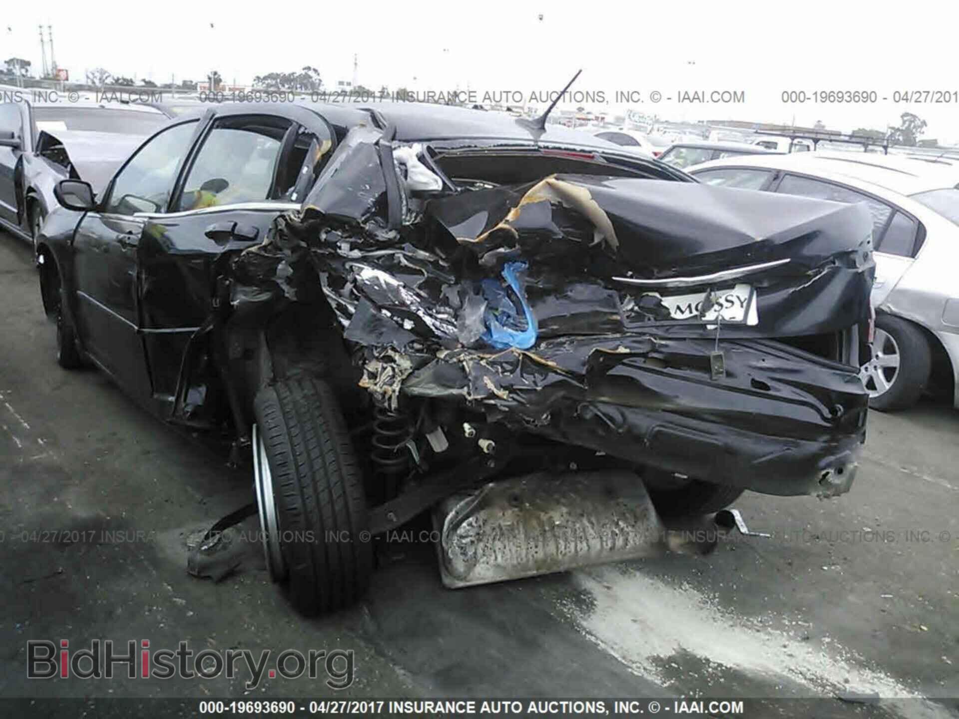 2012 Chrysler 200 - VIN: 1C3CCBBB2CN239320 - Photo 3