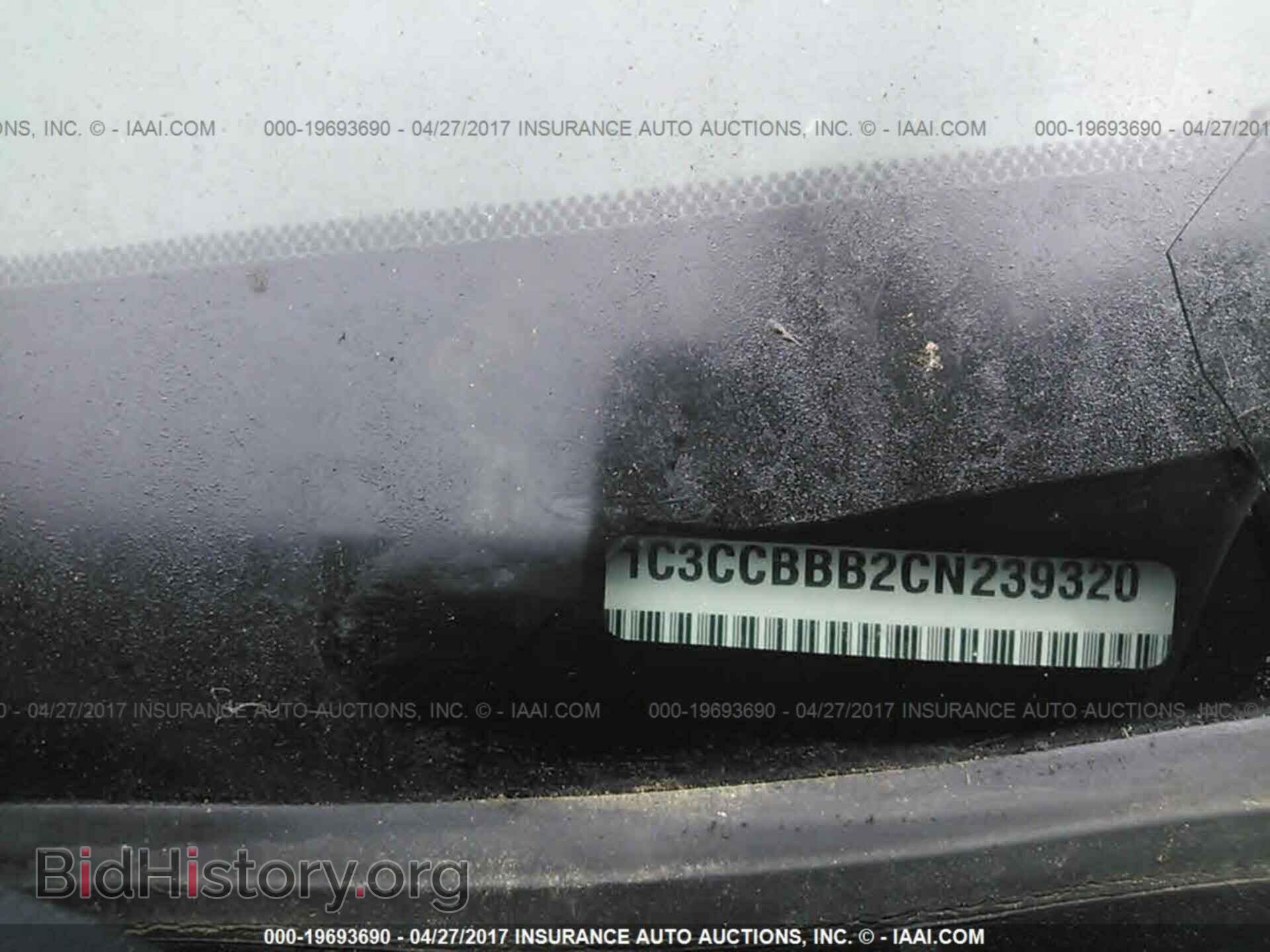 2012 Chrysler 200 - VIN: 1C3CCBBB2CN239320 - Photo 9