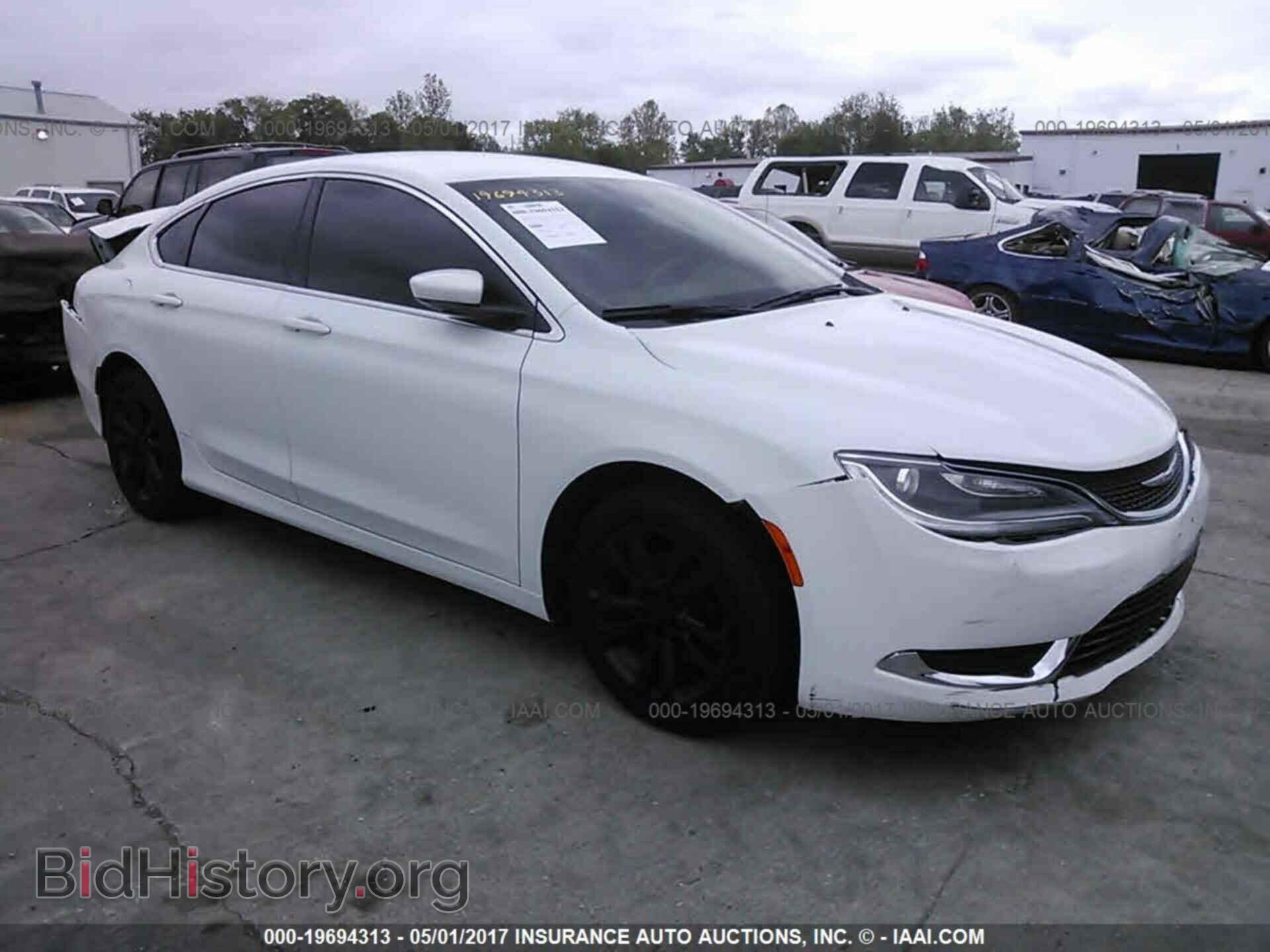 Photo 1C3CCCAB6FN708484 - Chrysler 200 2015