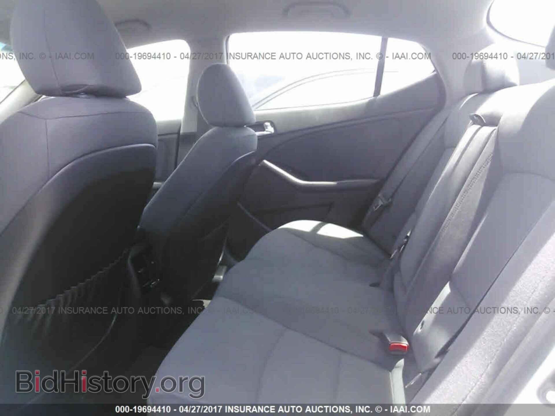 2014 Kia Optima - VIN: KNAGM4AD8E5071174 - Photo 8