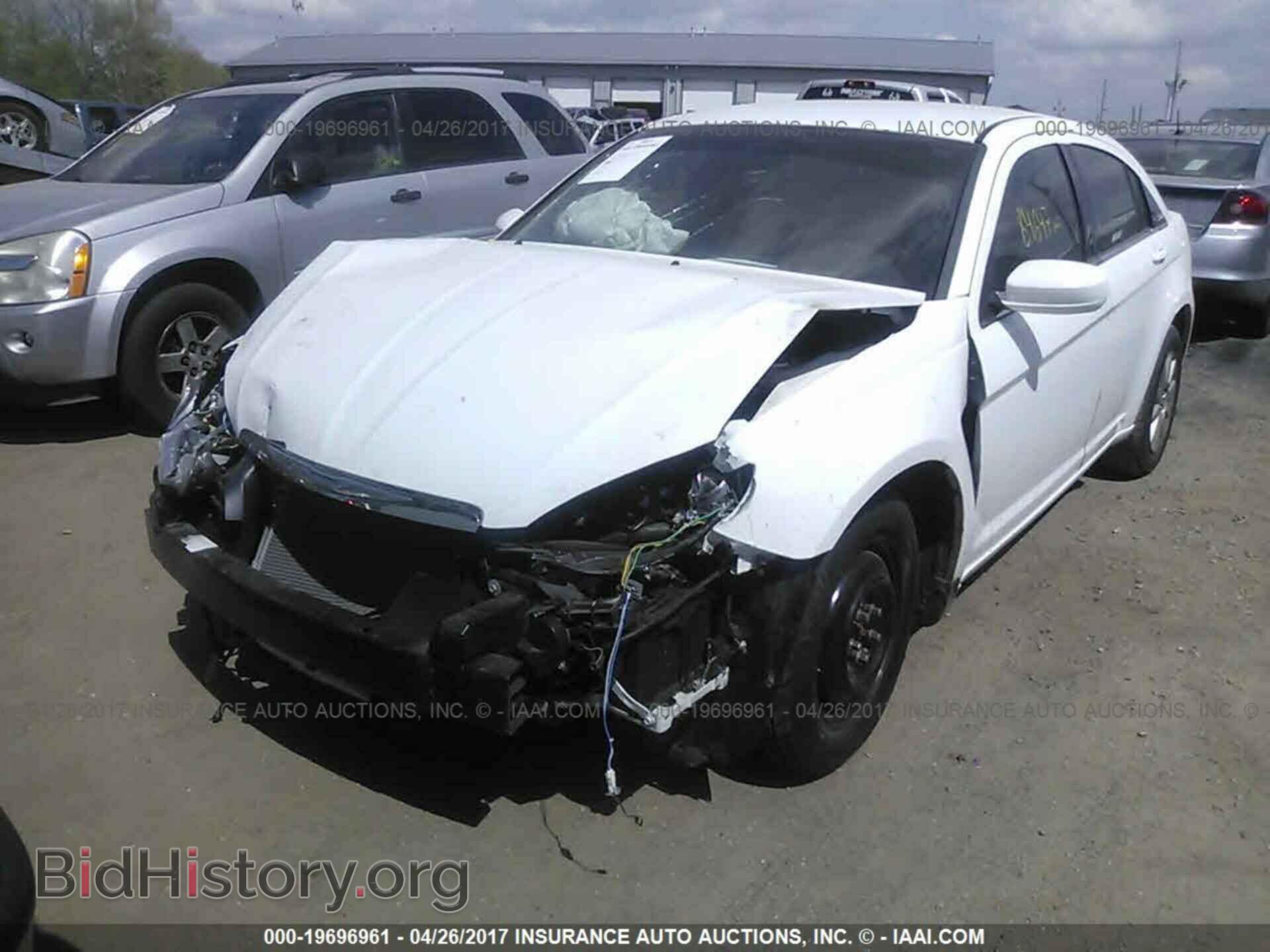 2012 Chrysler 200 - VIN: 1C3CCBBB5CN146582 - Фото 6