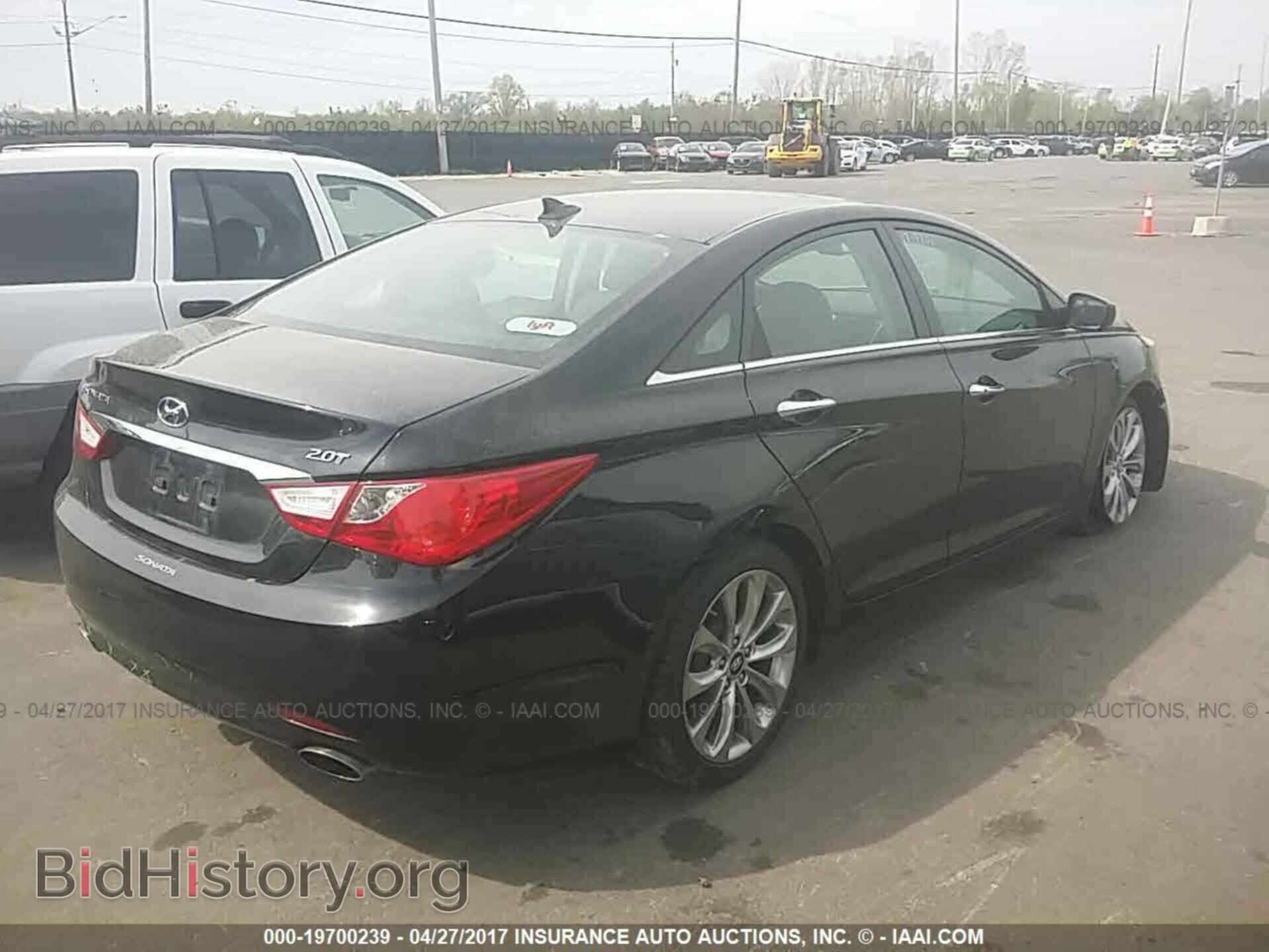 2012 Hyundai Sonata - VIN: 5NPEC4AB4CH439892 - Фото 4
