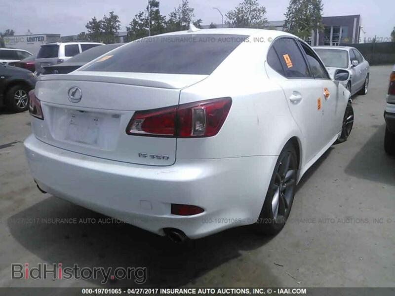 2012 Lexus IS (VIN JTHBE5C26C5029688) — photo 4 of 10