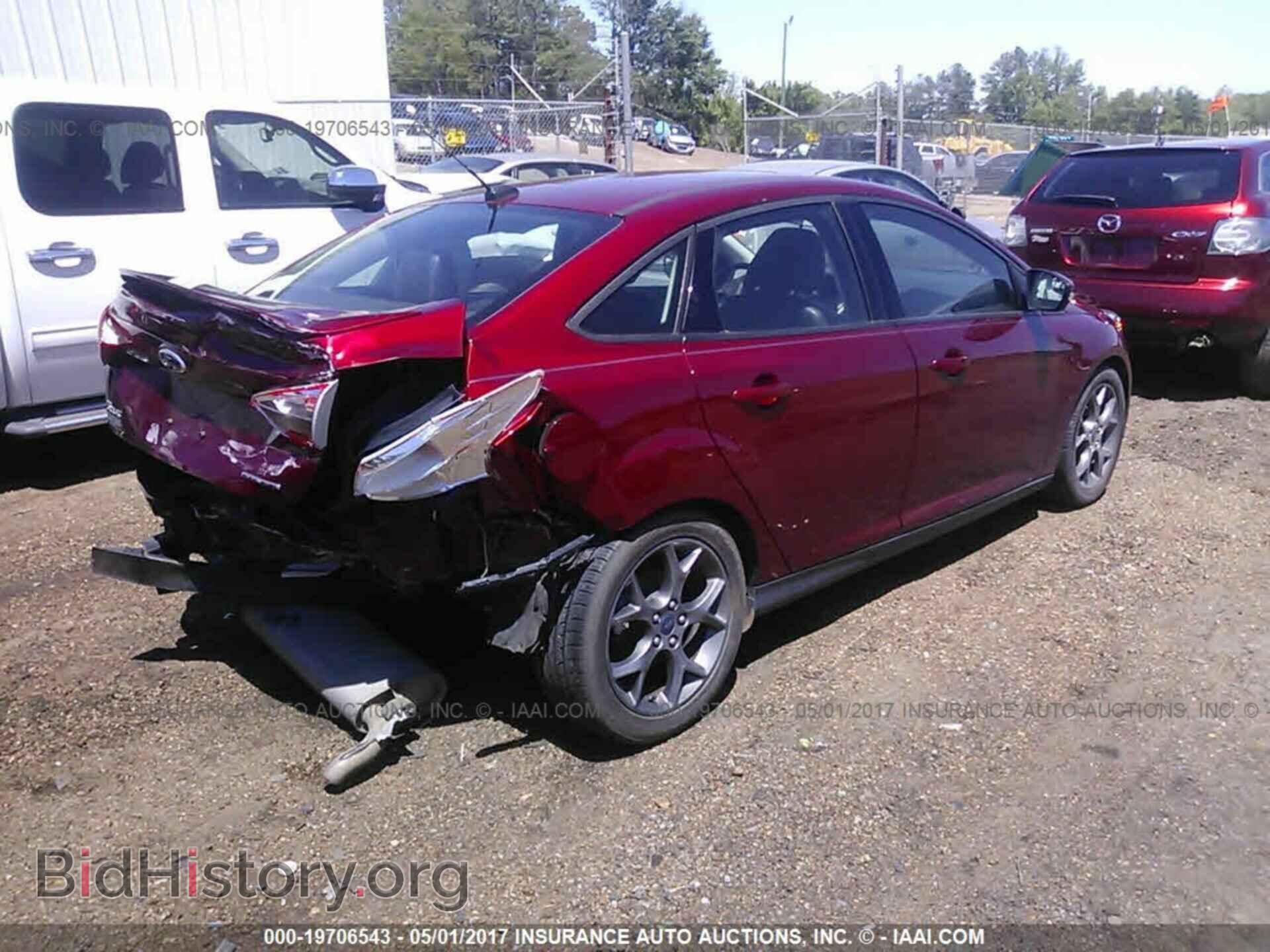 2014 Ford Focus - VIN: 1FADP3F21EL256201 - Фото 4