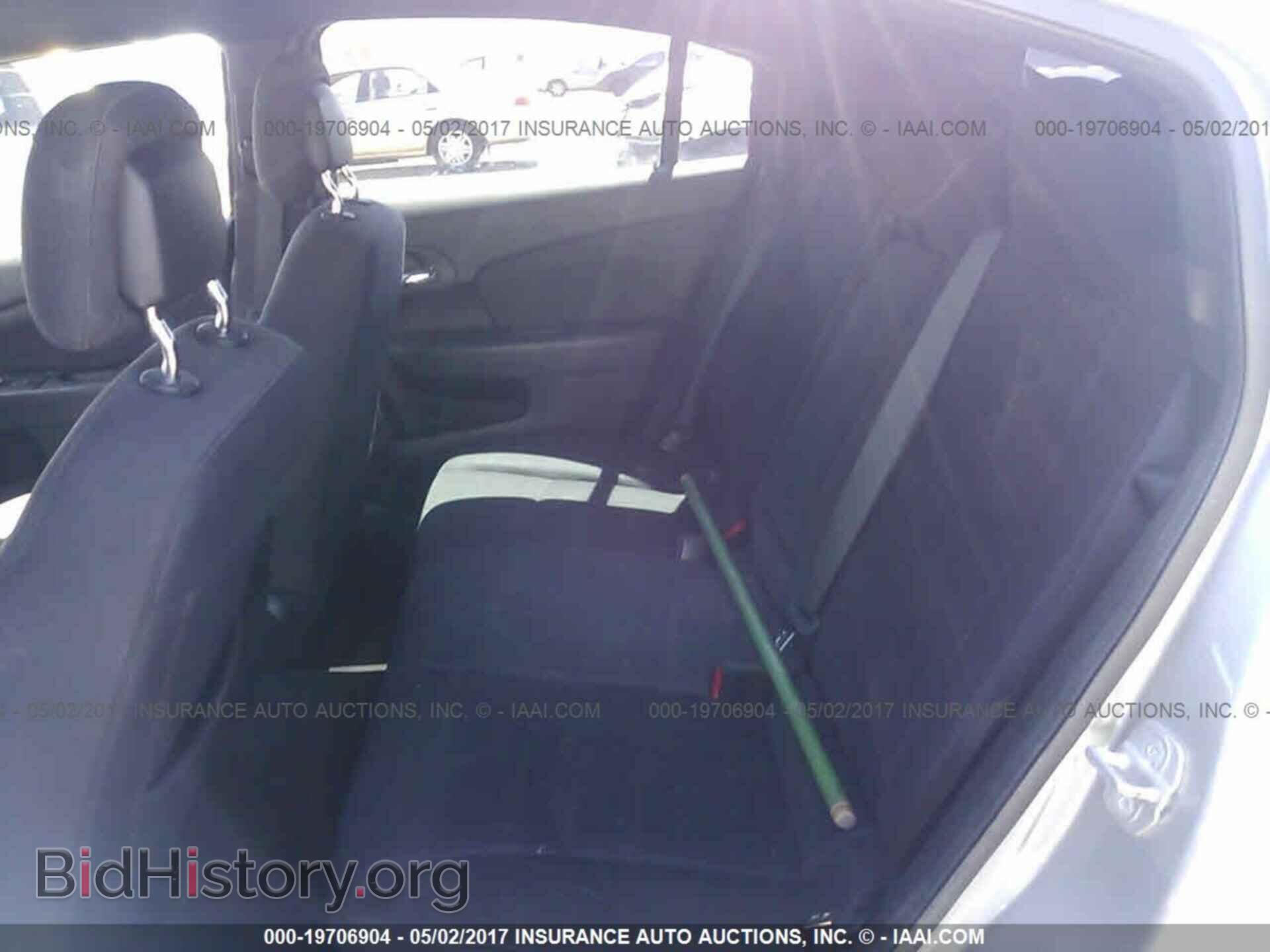 2013 Chrysler 200 - VIN: 1C3CCBAB3DN647652 - Photo 8