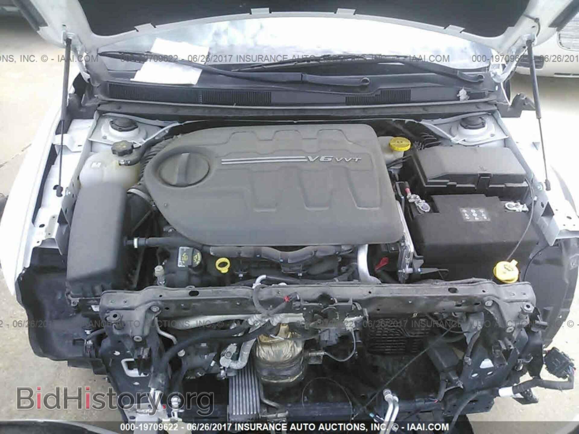 2015 Chrysler 200 - VIN: 1C3CCCBGXFN573794 - Photo 10
