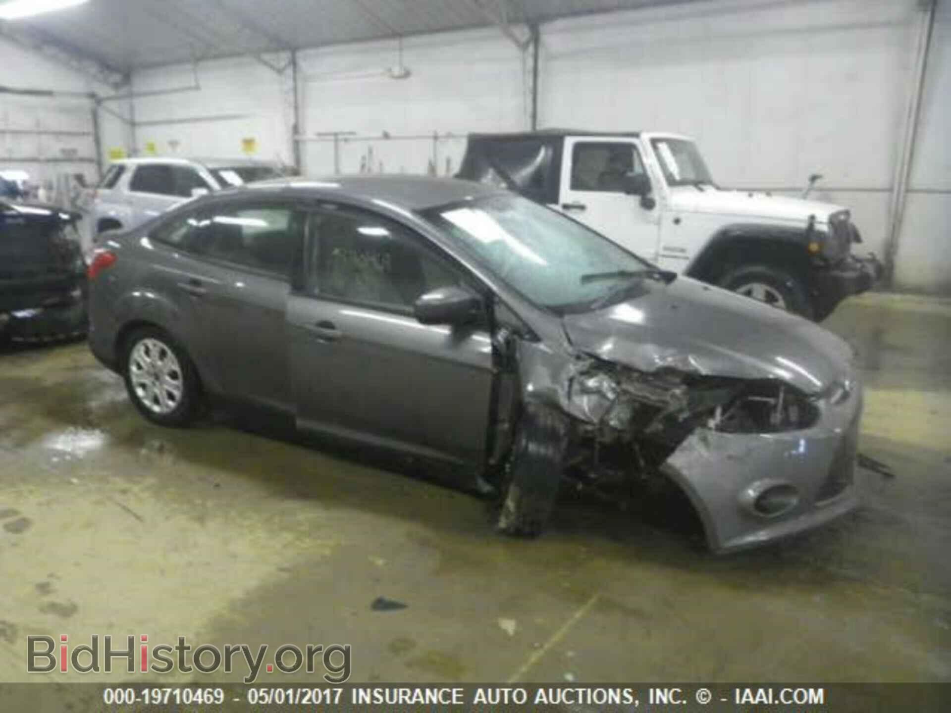 Фотография 1FAHP3F2XCL323568 - Ford Focus 2012