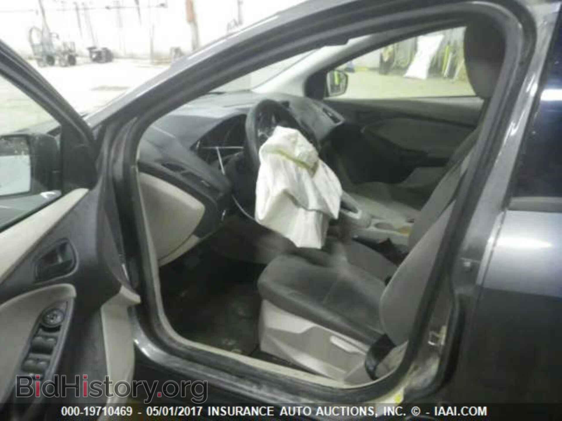2012 Ford Focus - VIN: 1FAHP3F2XCL323568 - Фото 5