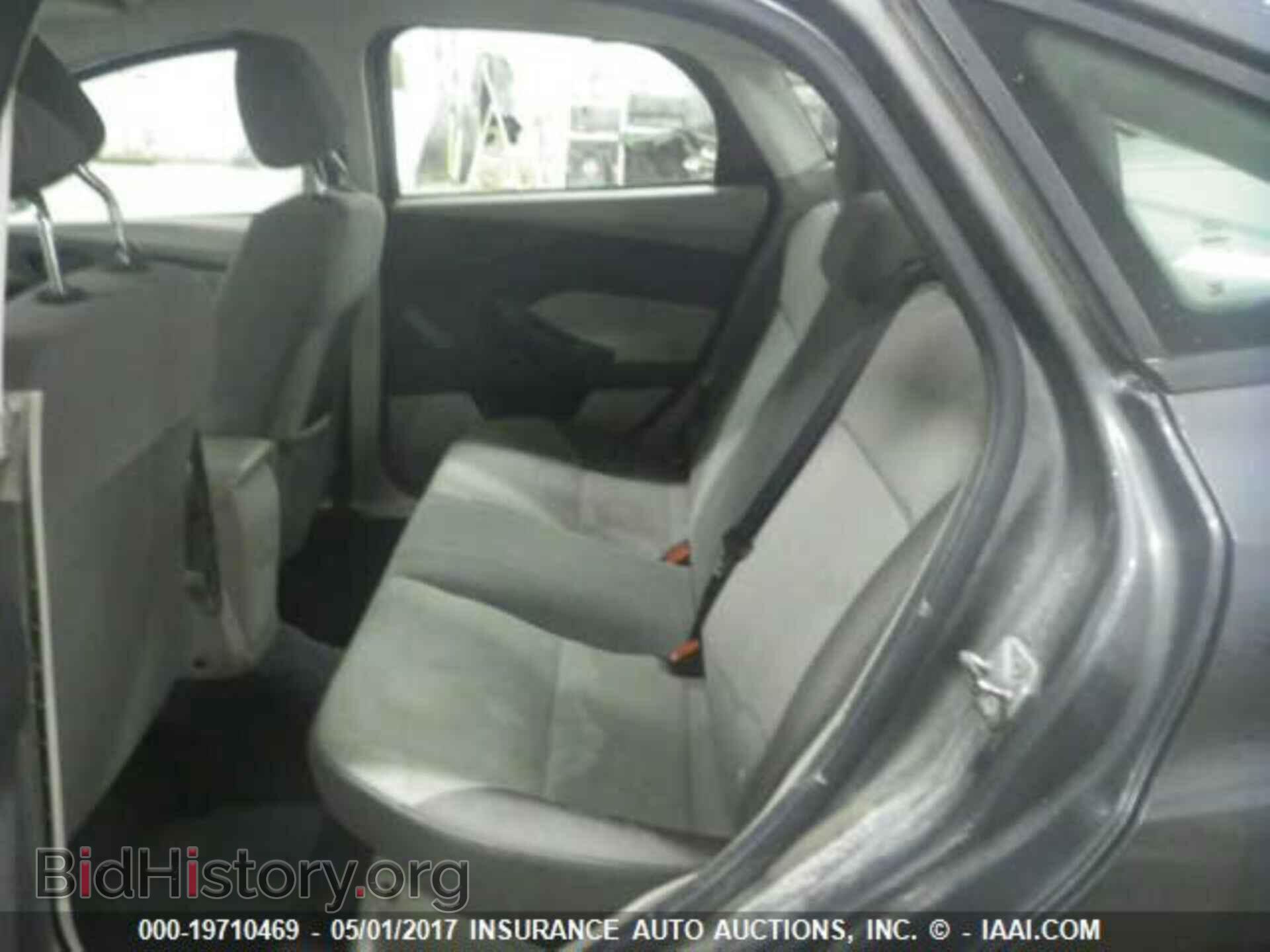 2012 Ford Focus - VIN: 1FAHP3F2XCL323568 - Фото 8